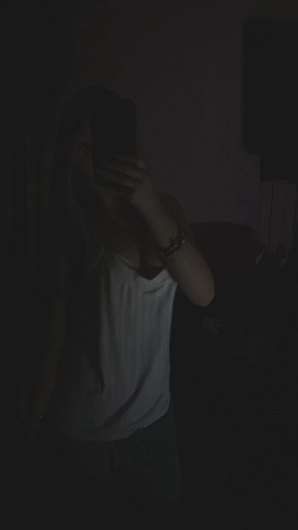 @eves x