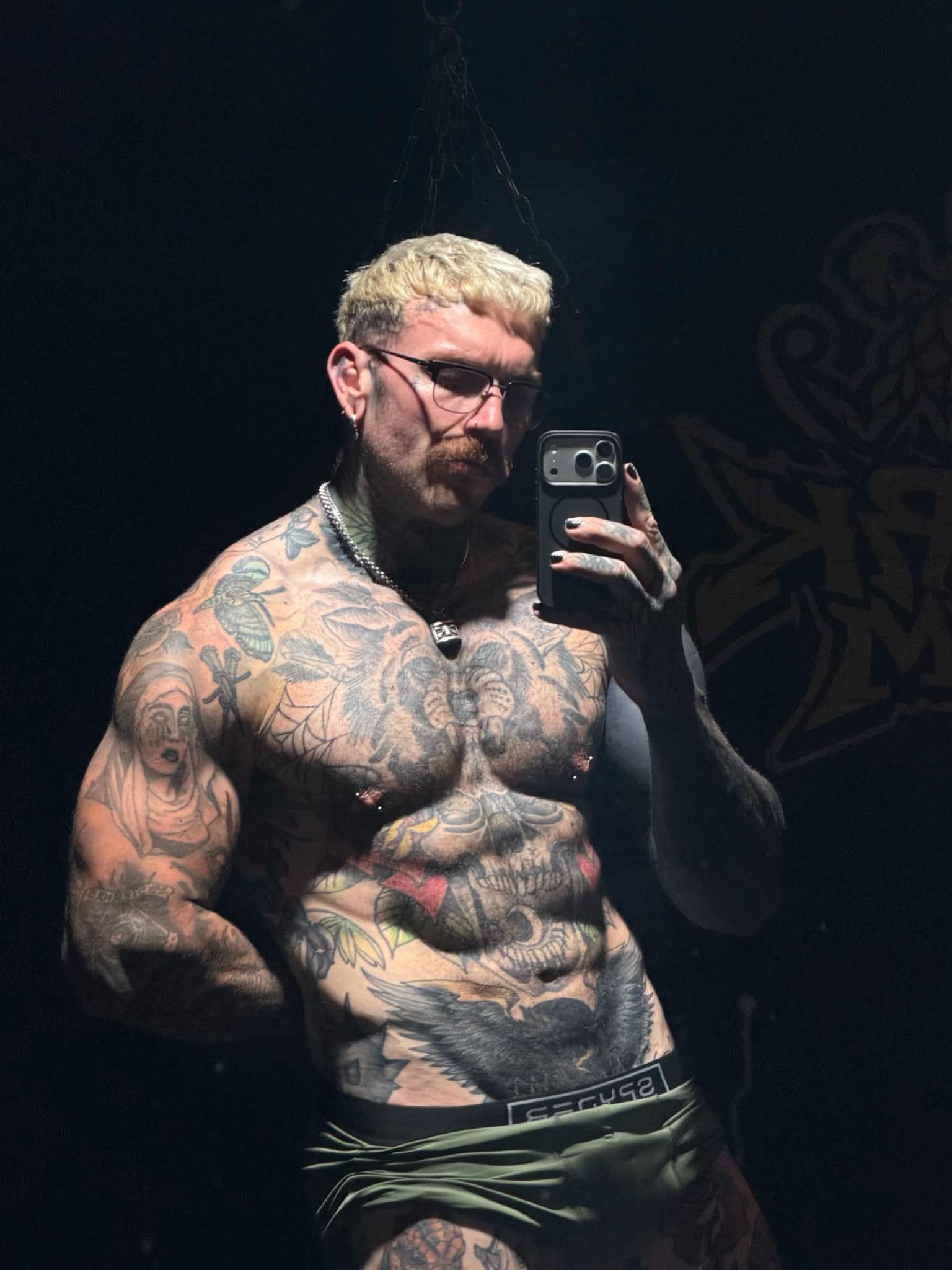 @𝕭𝖊𝖓𝖘𝕭𝖎𝖌𝖙𝖎𝖒𝖊🥀