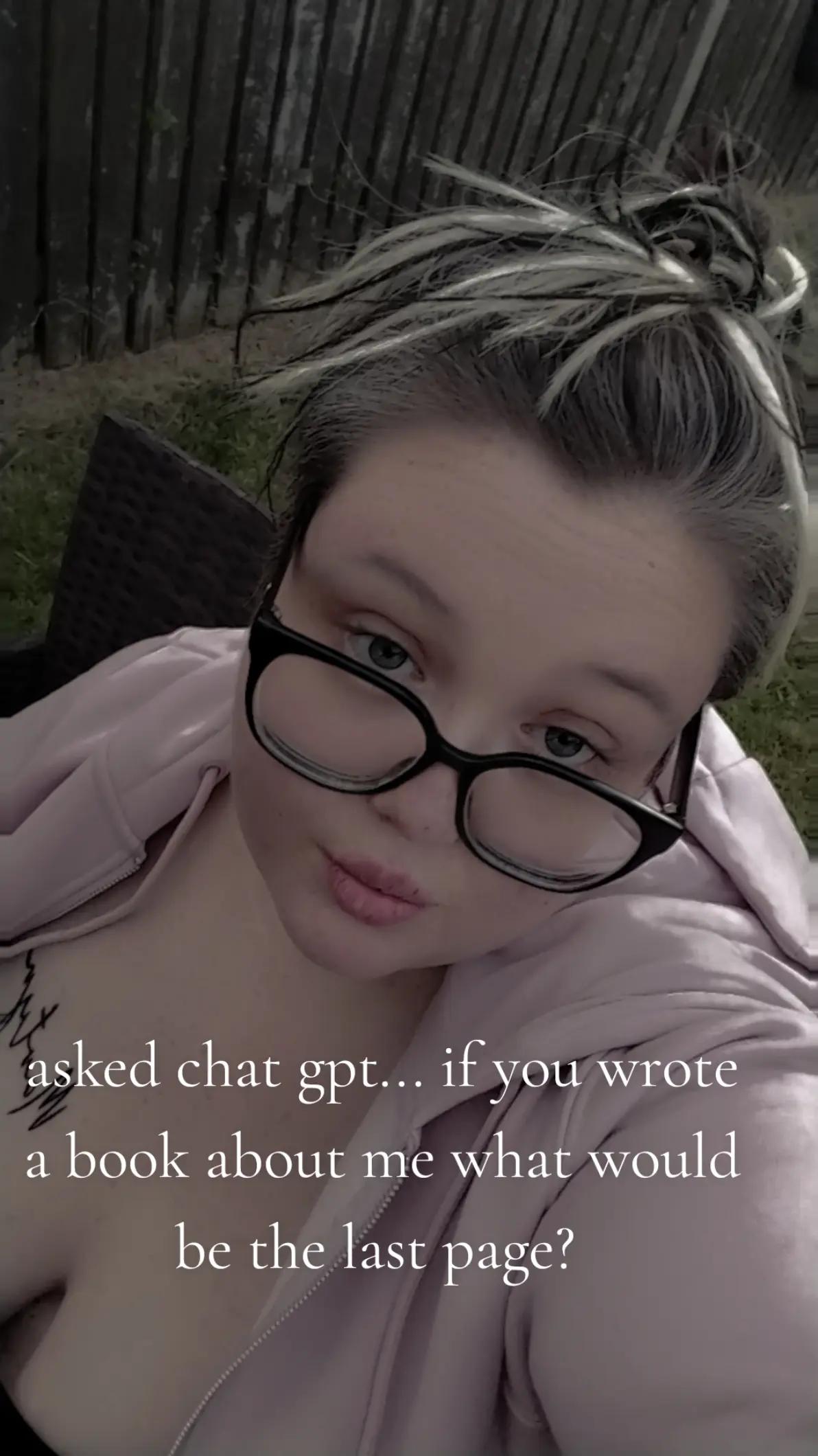 @Chloe Hannah Jones 🖤💕