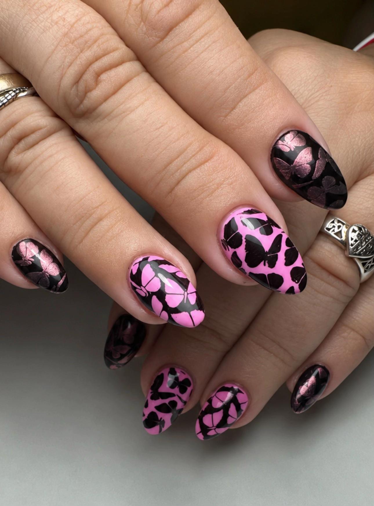 @Skullpture_Nails
