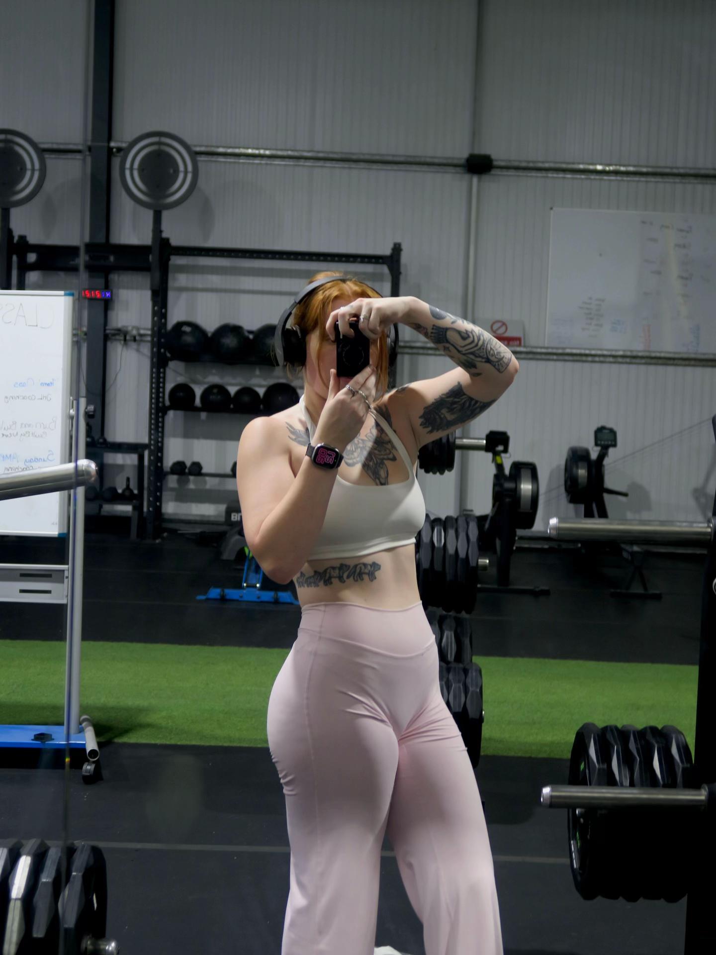 @Neve | PT & Online Coach