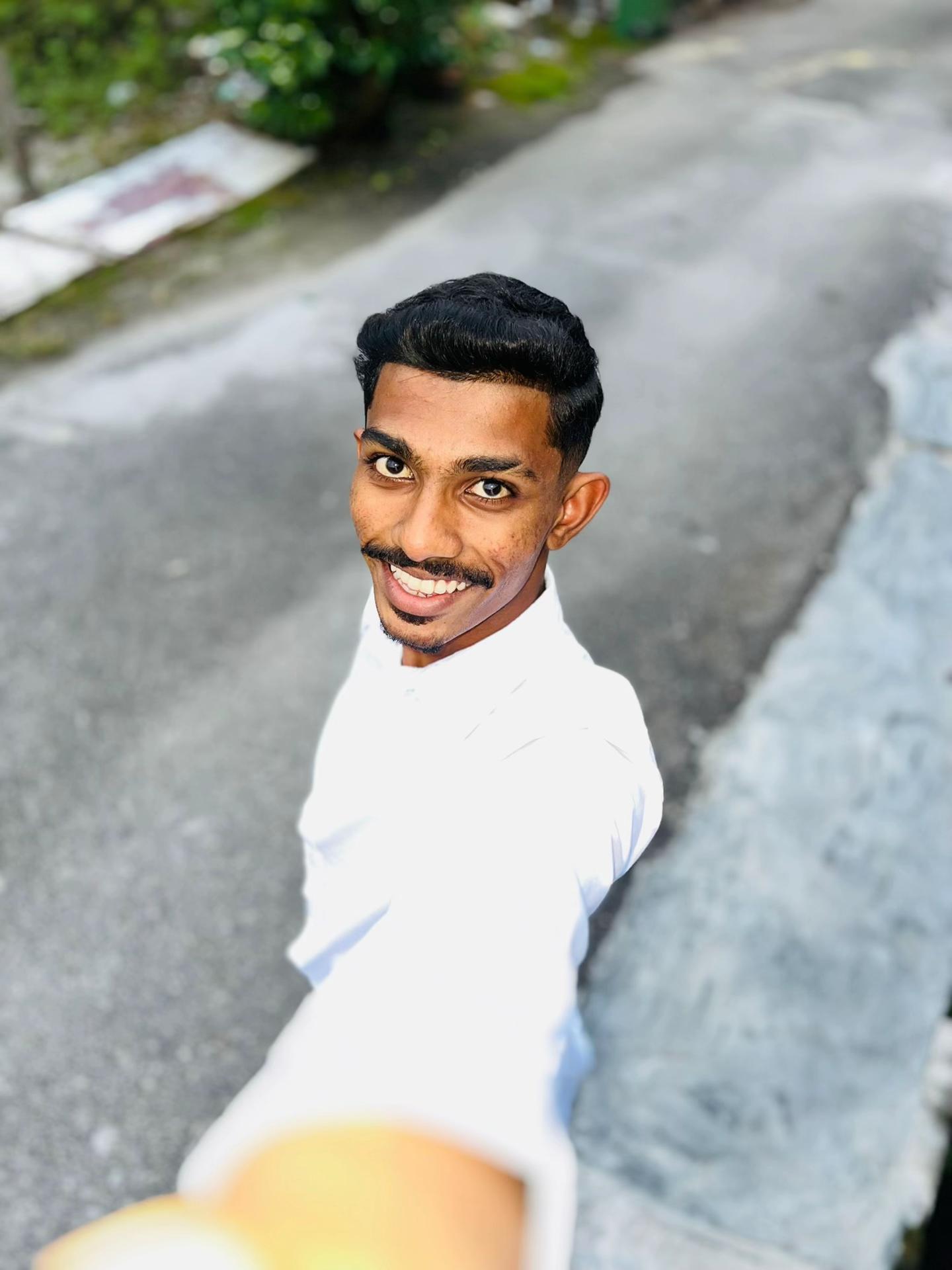 @Yugen_Bgm🫠🤍
