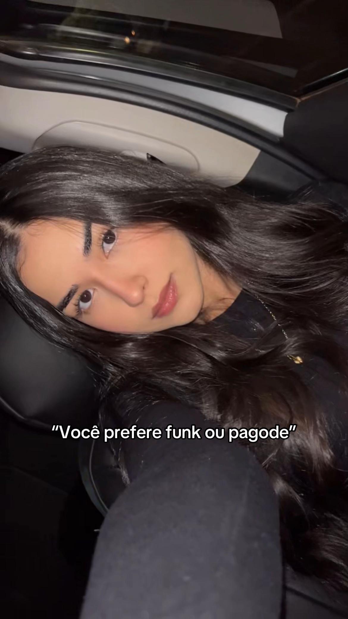 @Wal&eacute;ria Carrijo