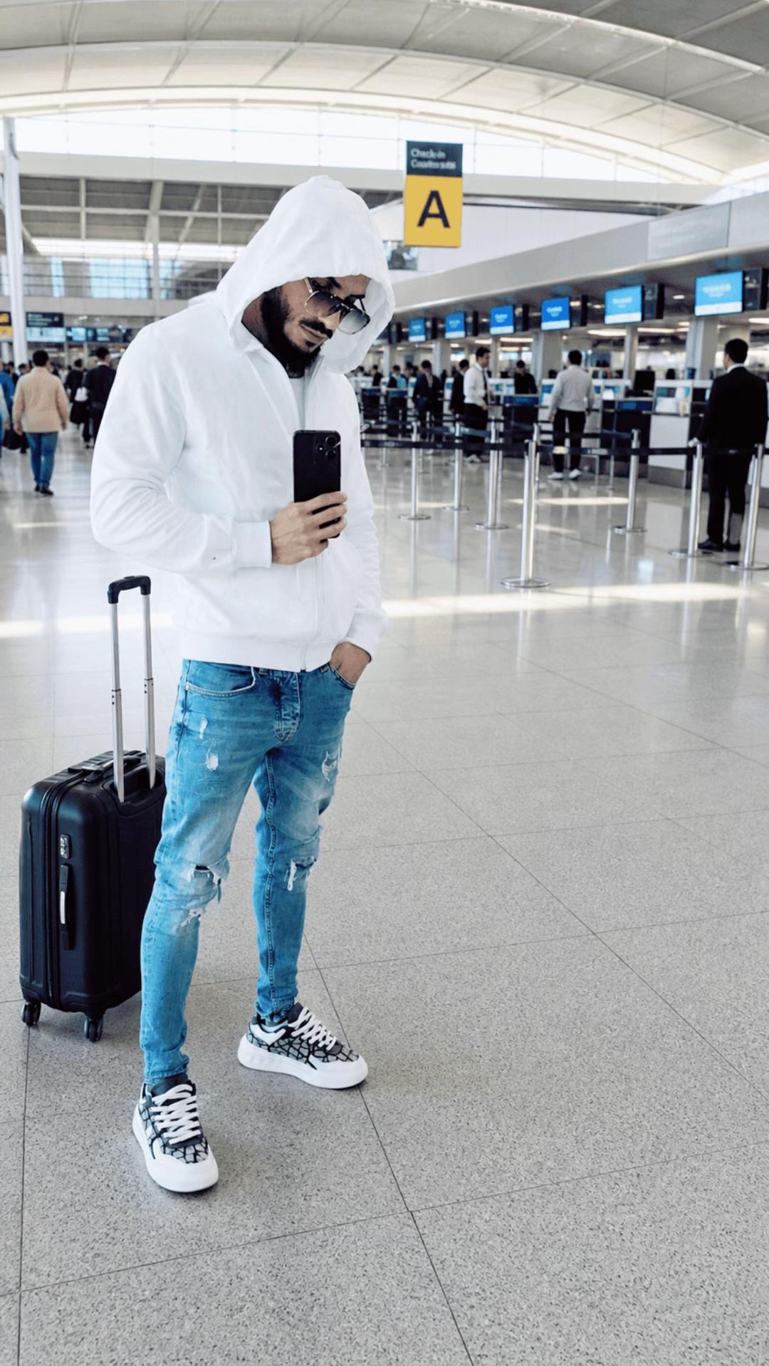 @MădăLin 👑