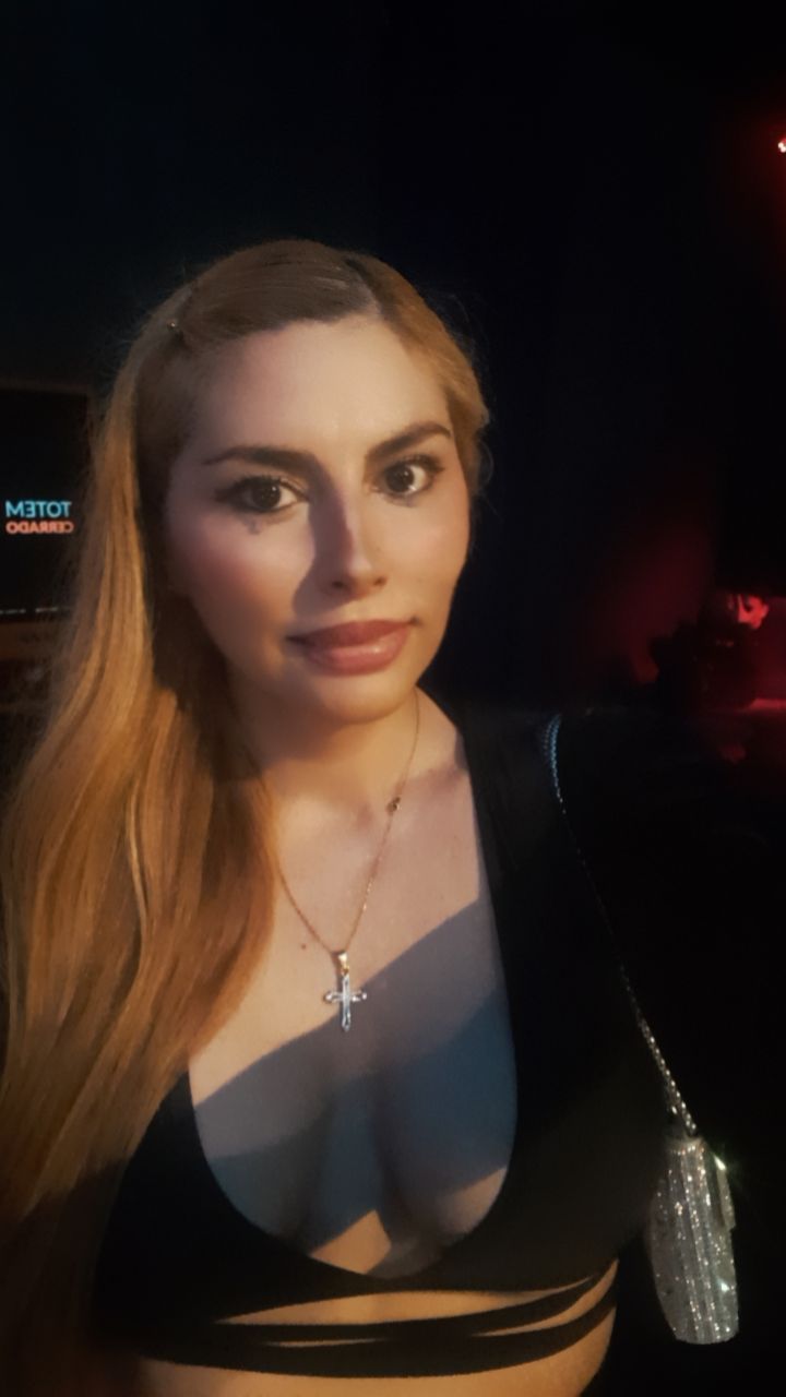 @elisa vargas 👑