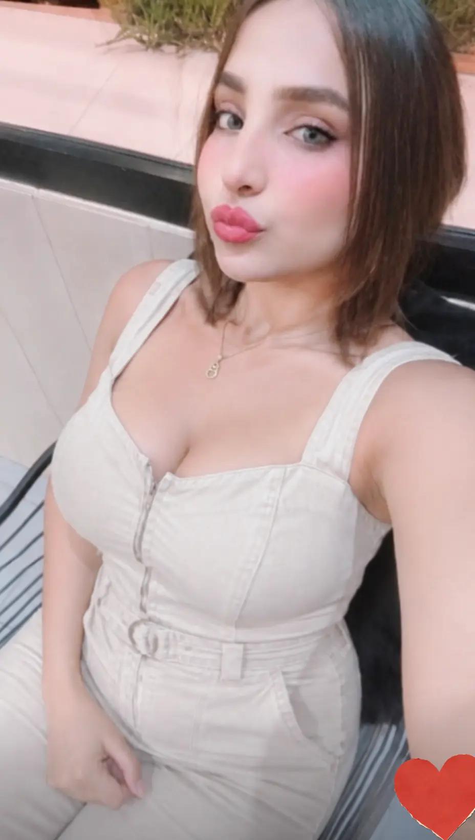 @yesmina