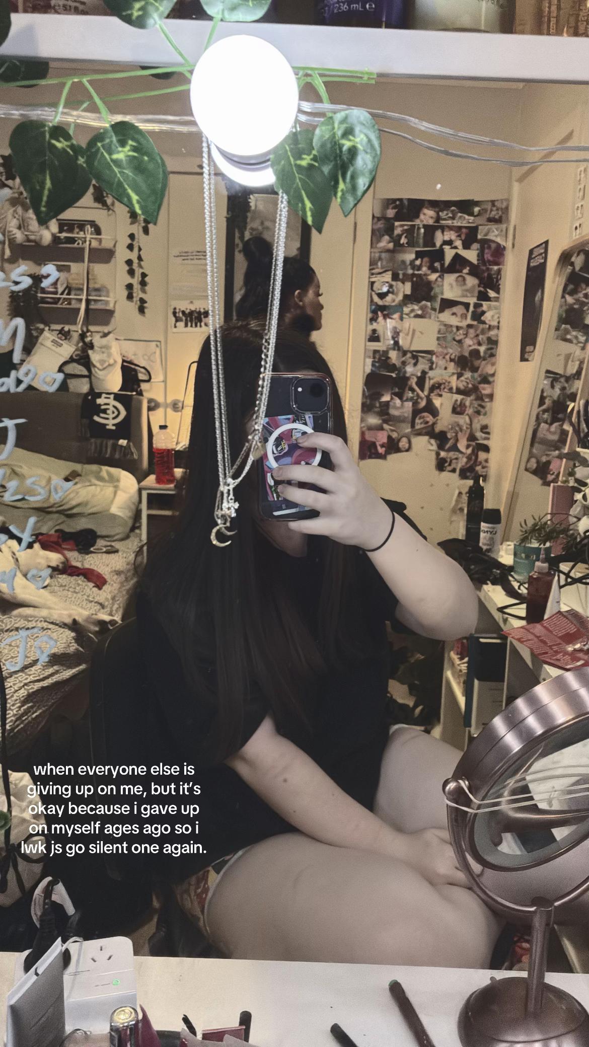 @𝔀𝓲𝓵𝓵𝓸𝔀❀