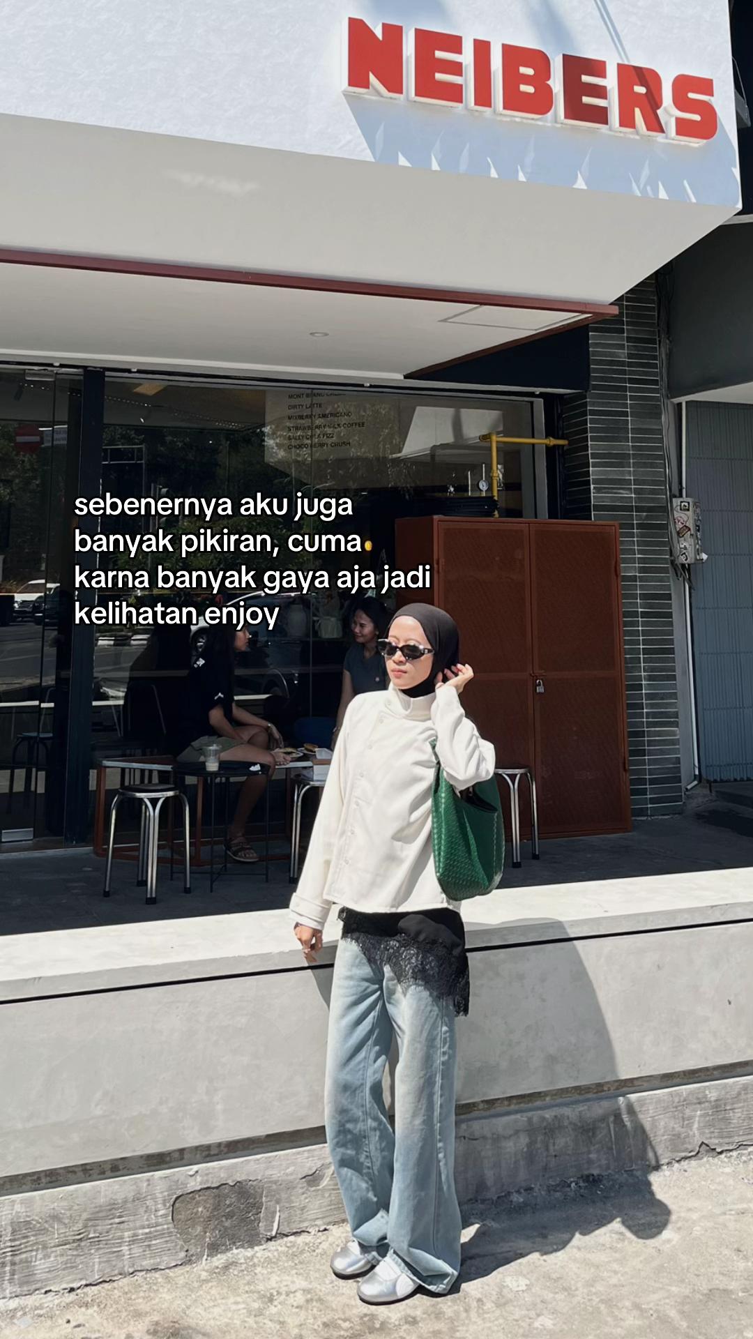 @Tyas Larasati 🌸✨
