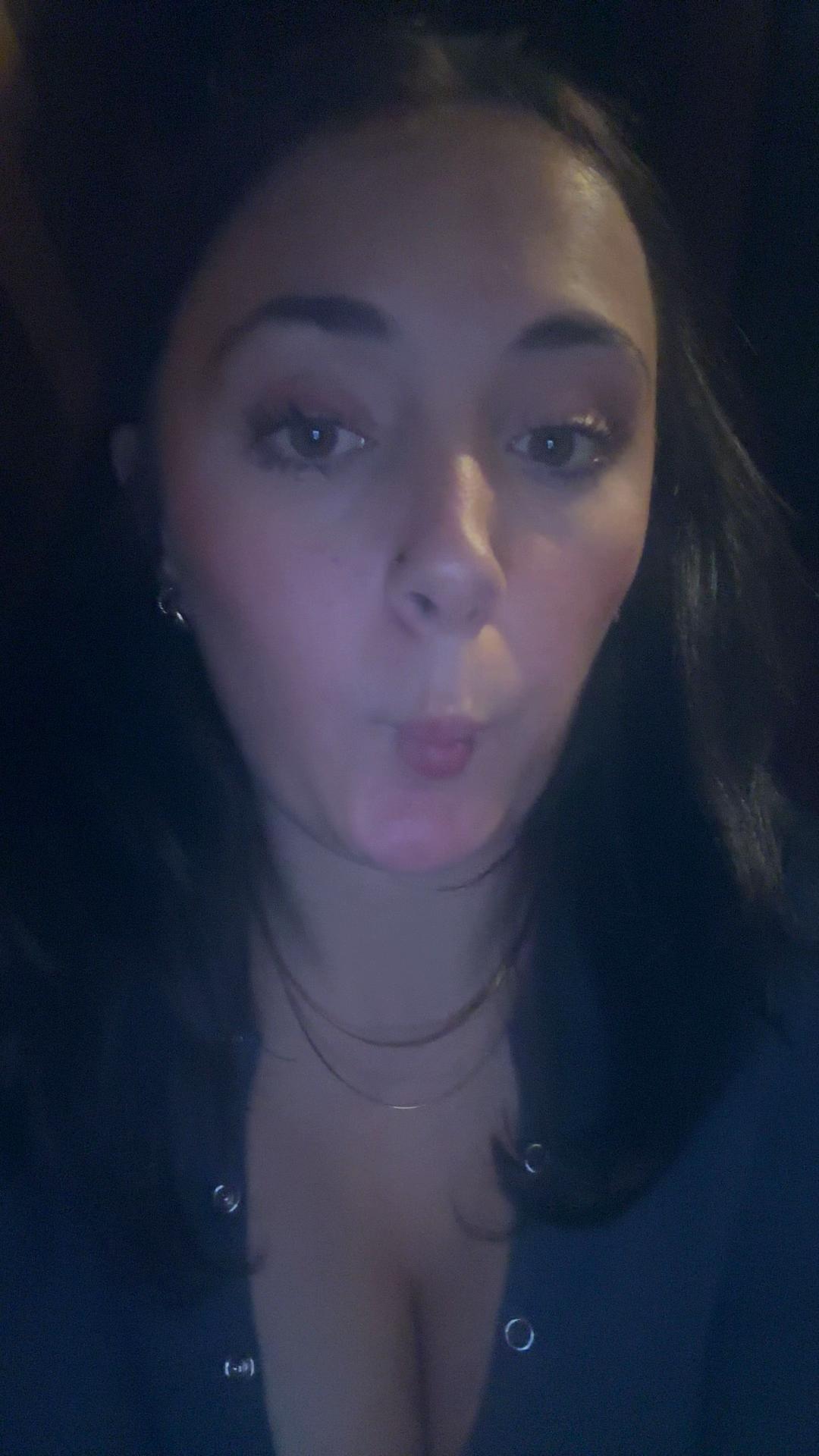 @hayleyexclusives