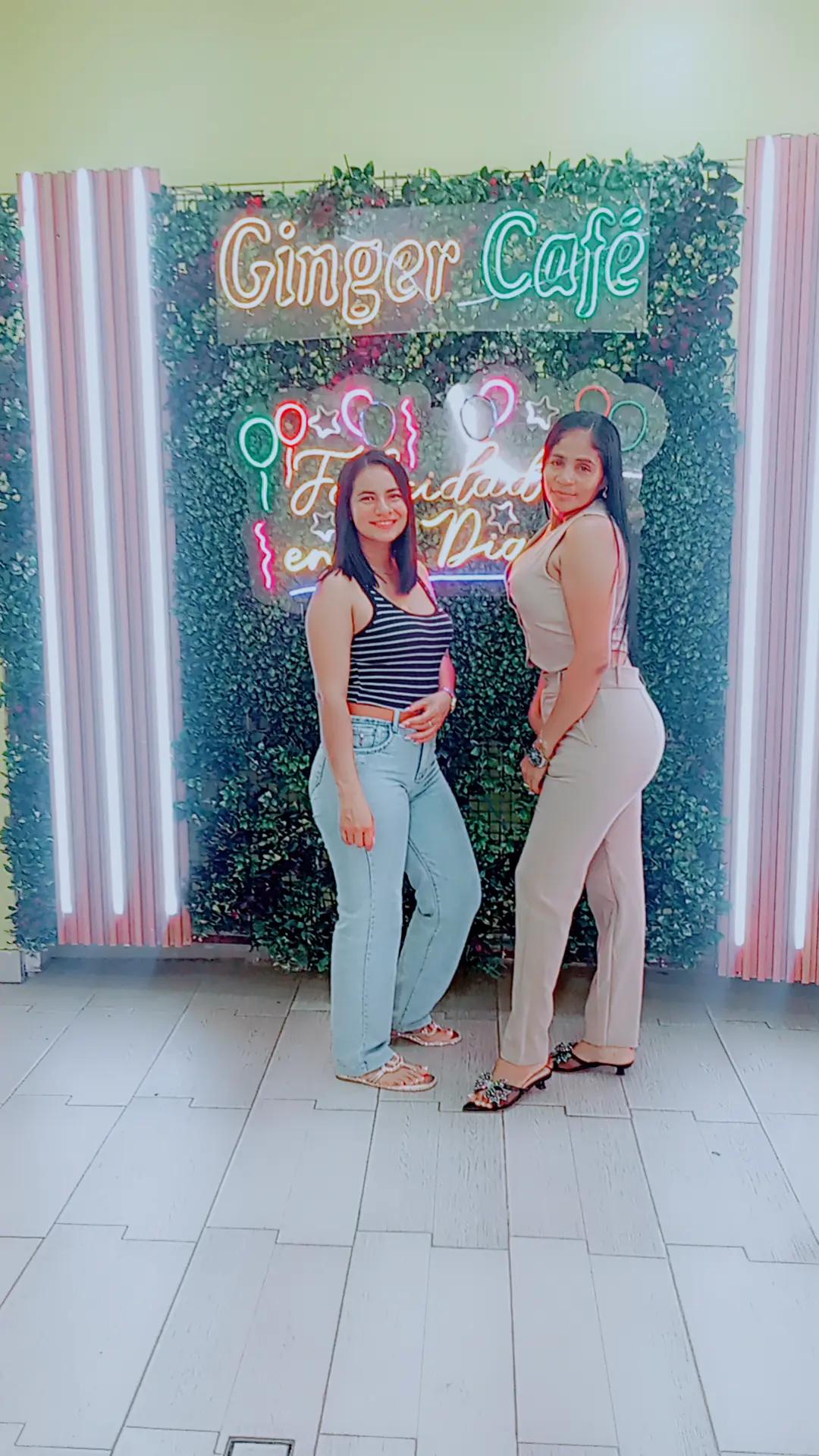 @María Castro 😘😘😘😘