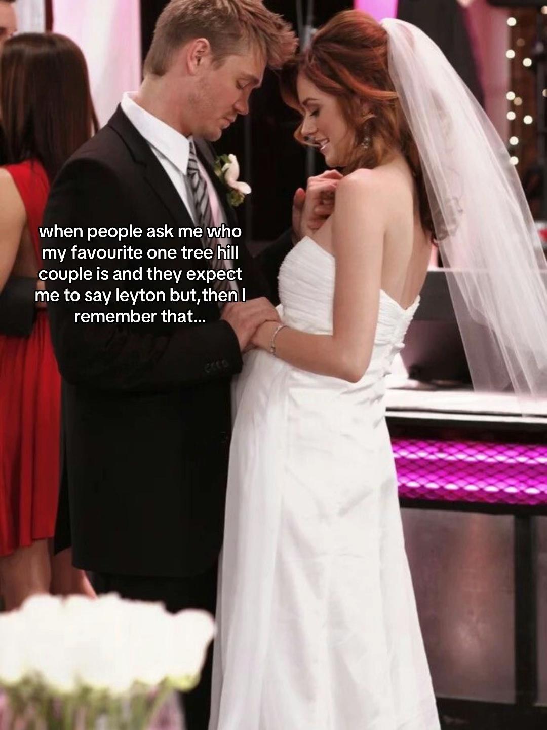 @b.davis ᥫ᭡。