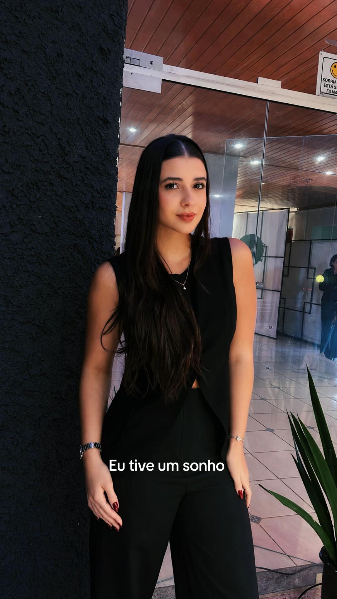 @Giovana Bernini