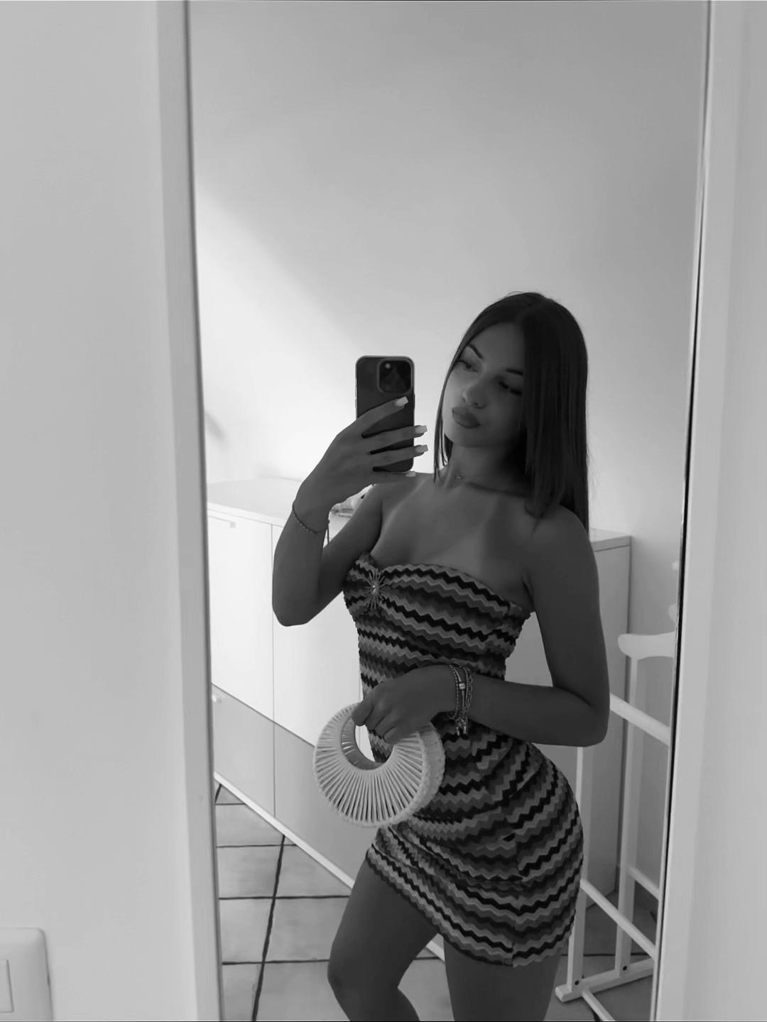 @annalaura