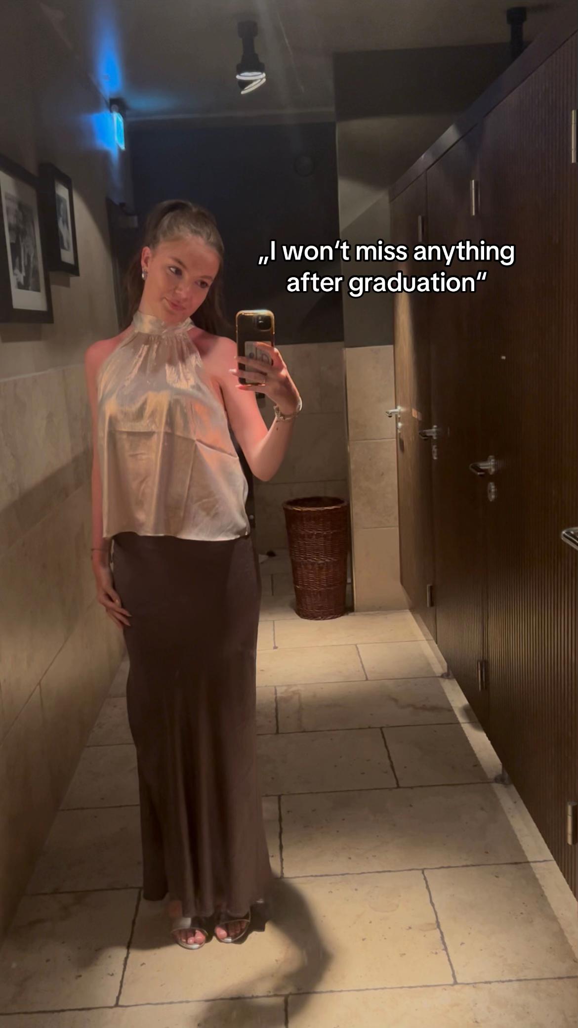@•Lena•