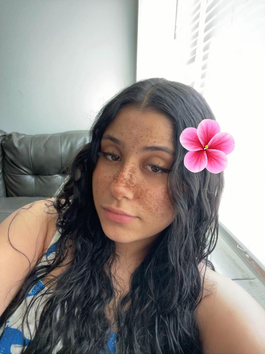 @lavinnyaaa