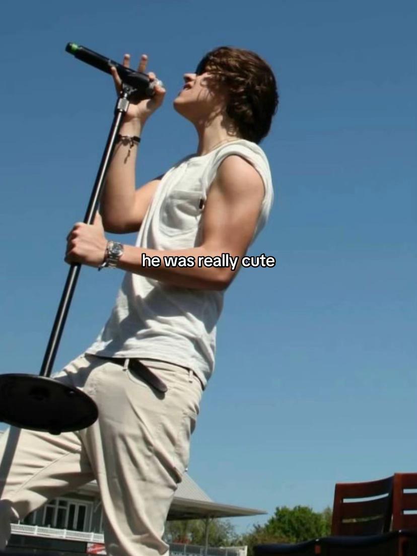 @HOLYDAY1D