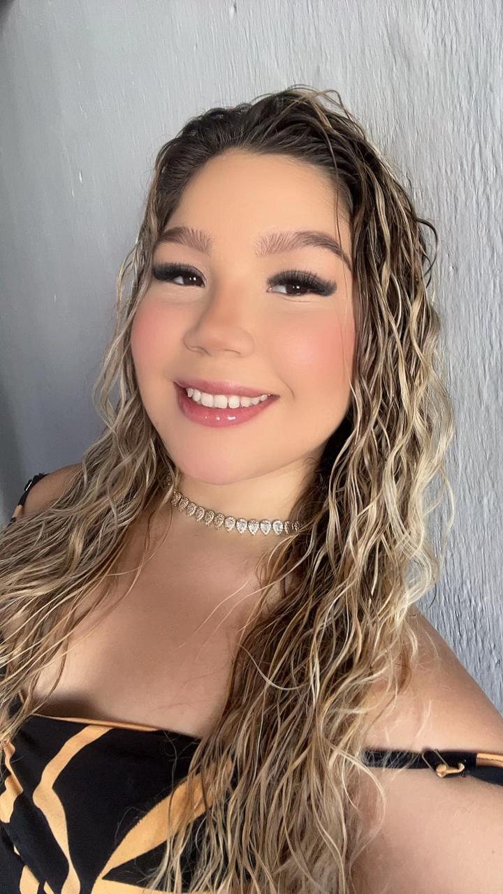 @elaneffurtado