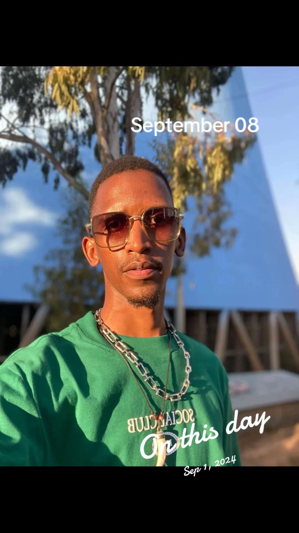@D O N A L D 🇧🇼 🫵🏾 🇩🇪