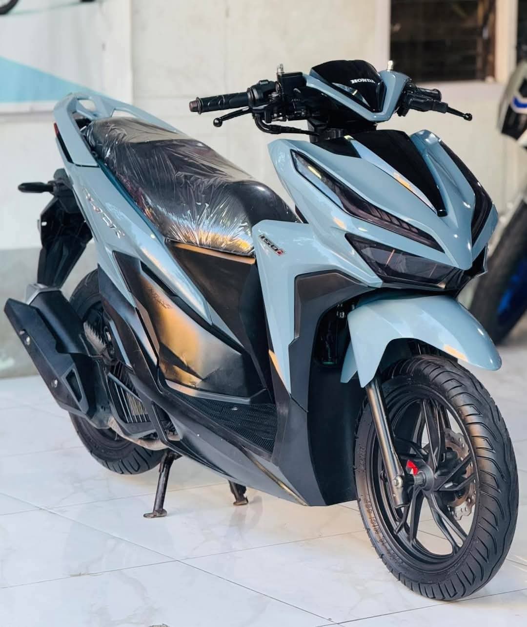 @Honda Myanmar Showroom