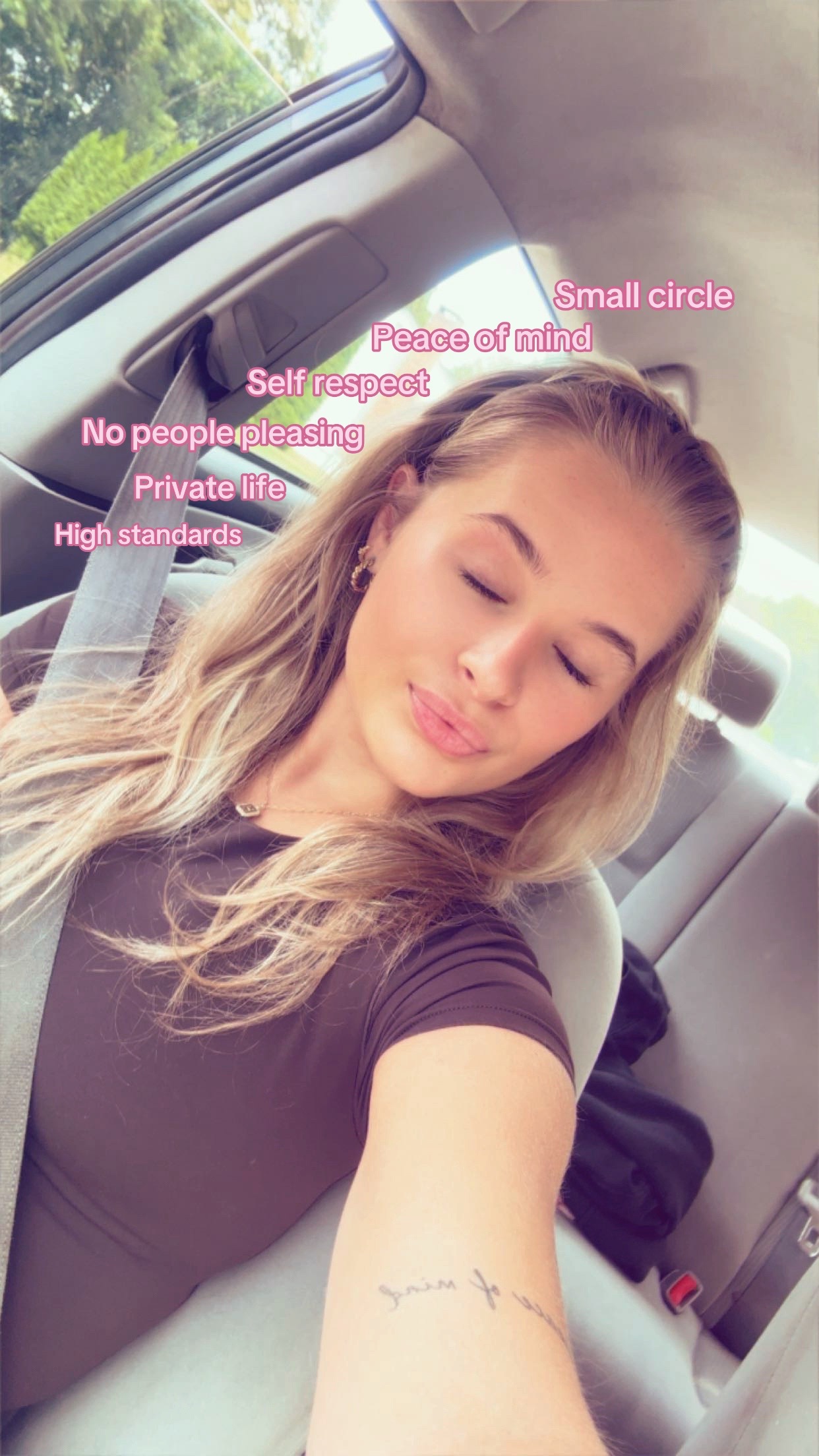 @HAILEE