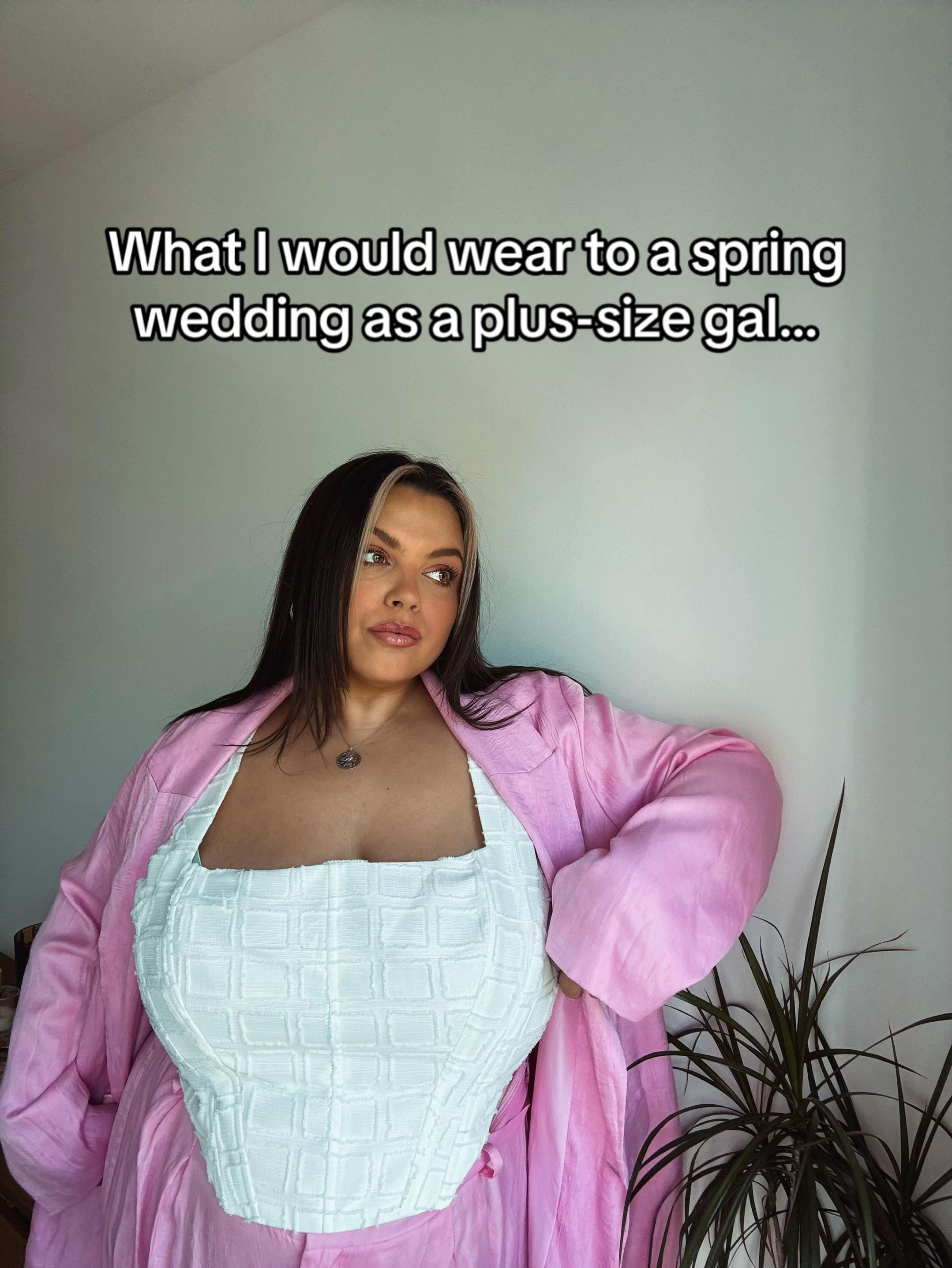 @Mary | Plus-Size CC 🐝