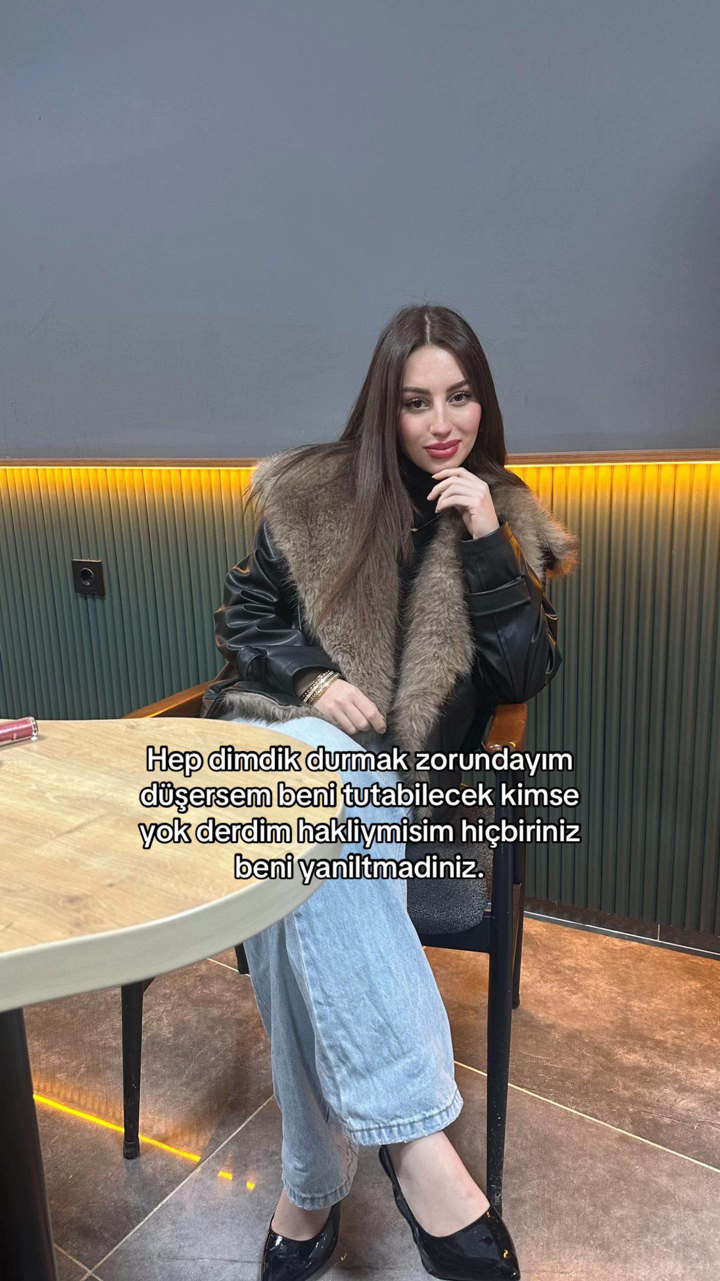 @elif.kocat&uuml;rk