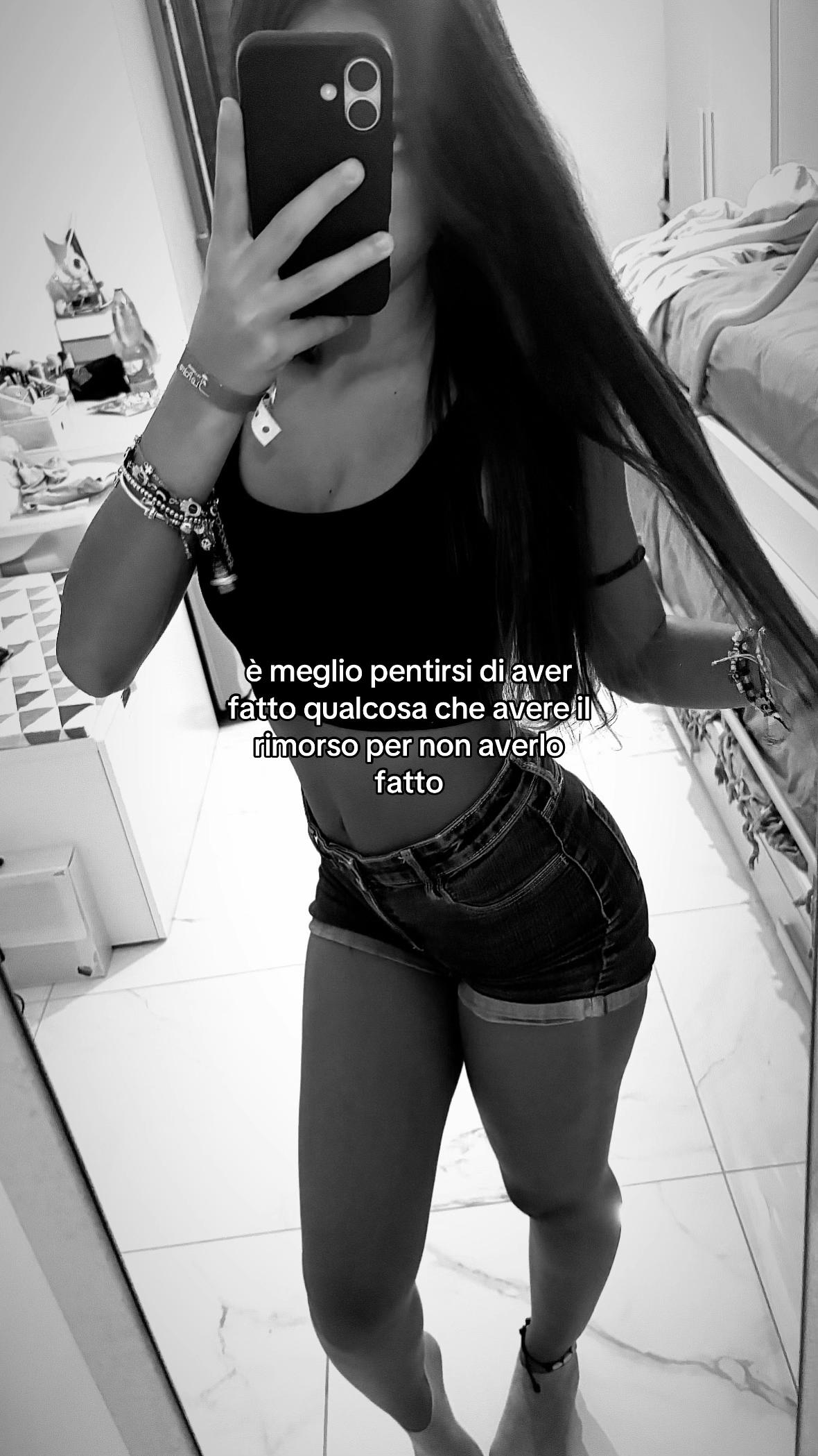 @𝒜𝒱