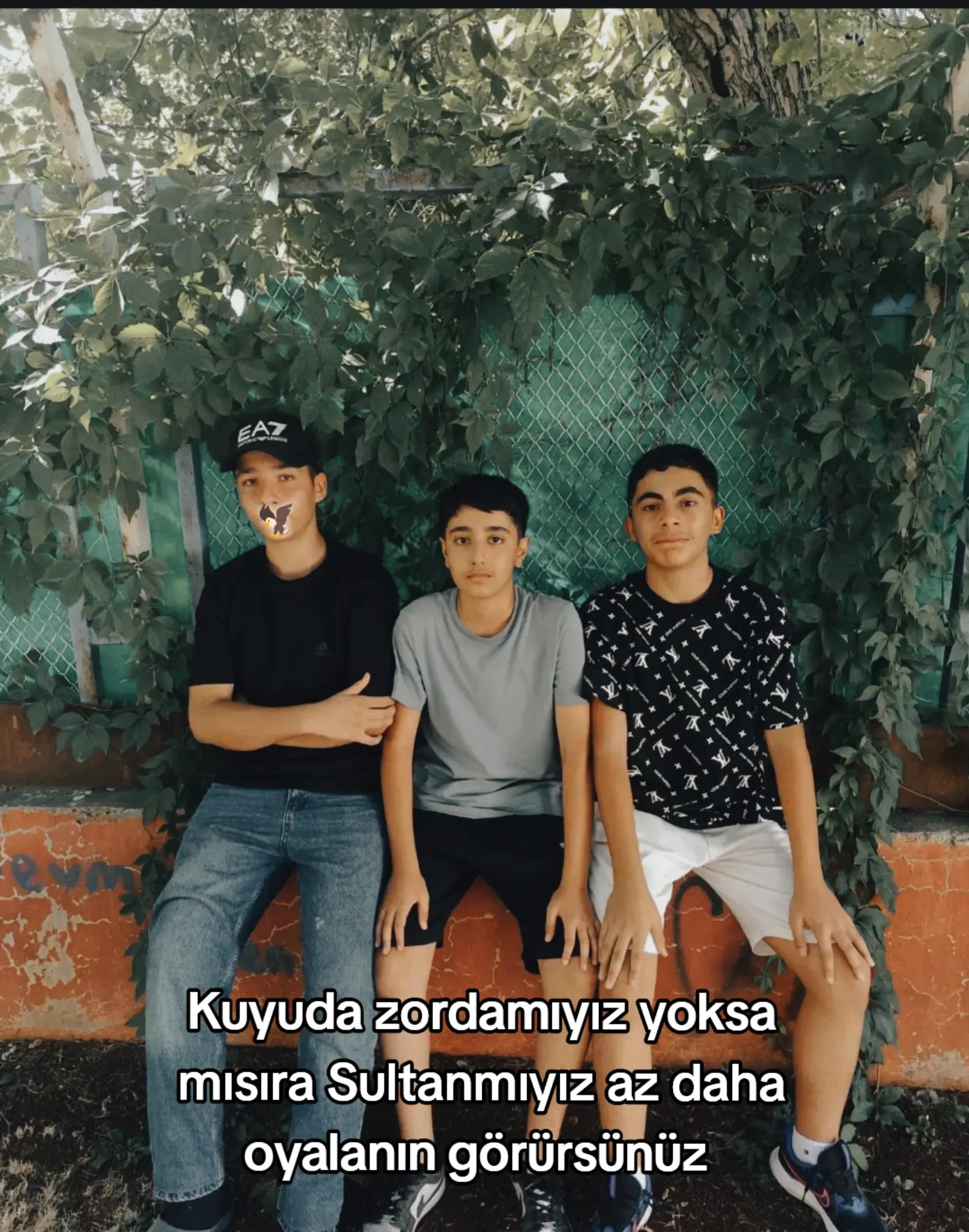@𝐁𝐔𝐑𝐀𝐊