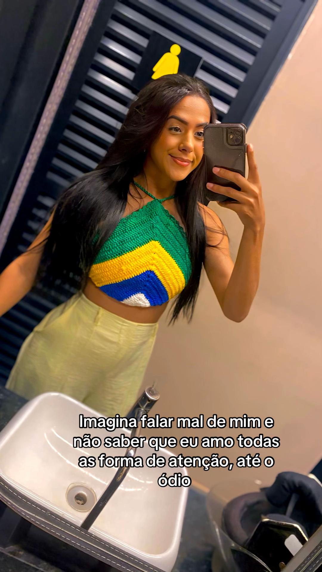 @Rafaela Rayssa