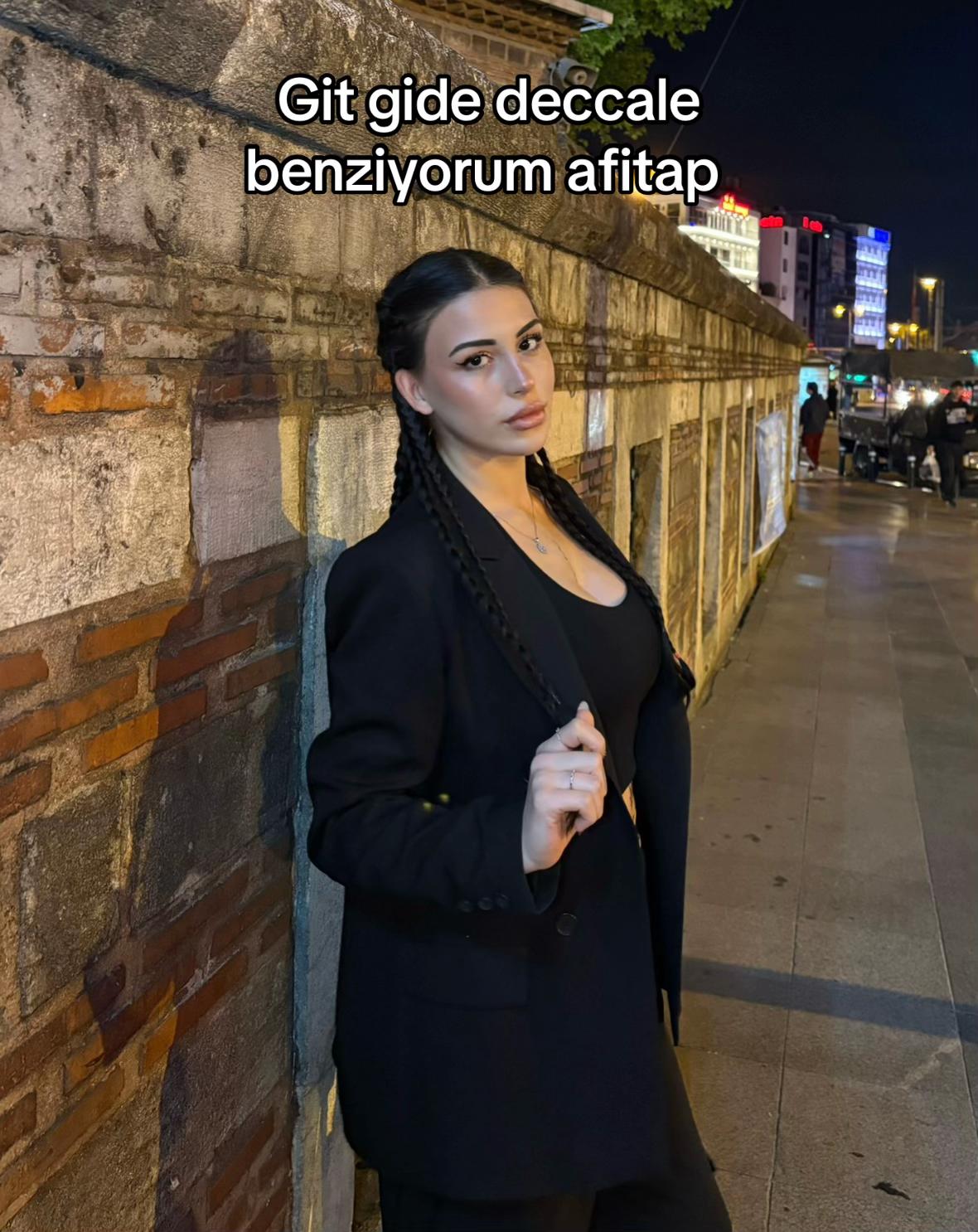 @Çağla Güler