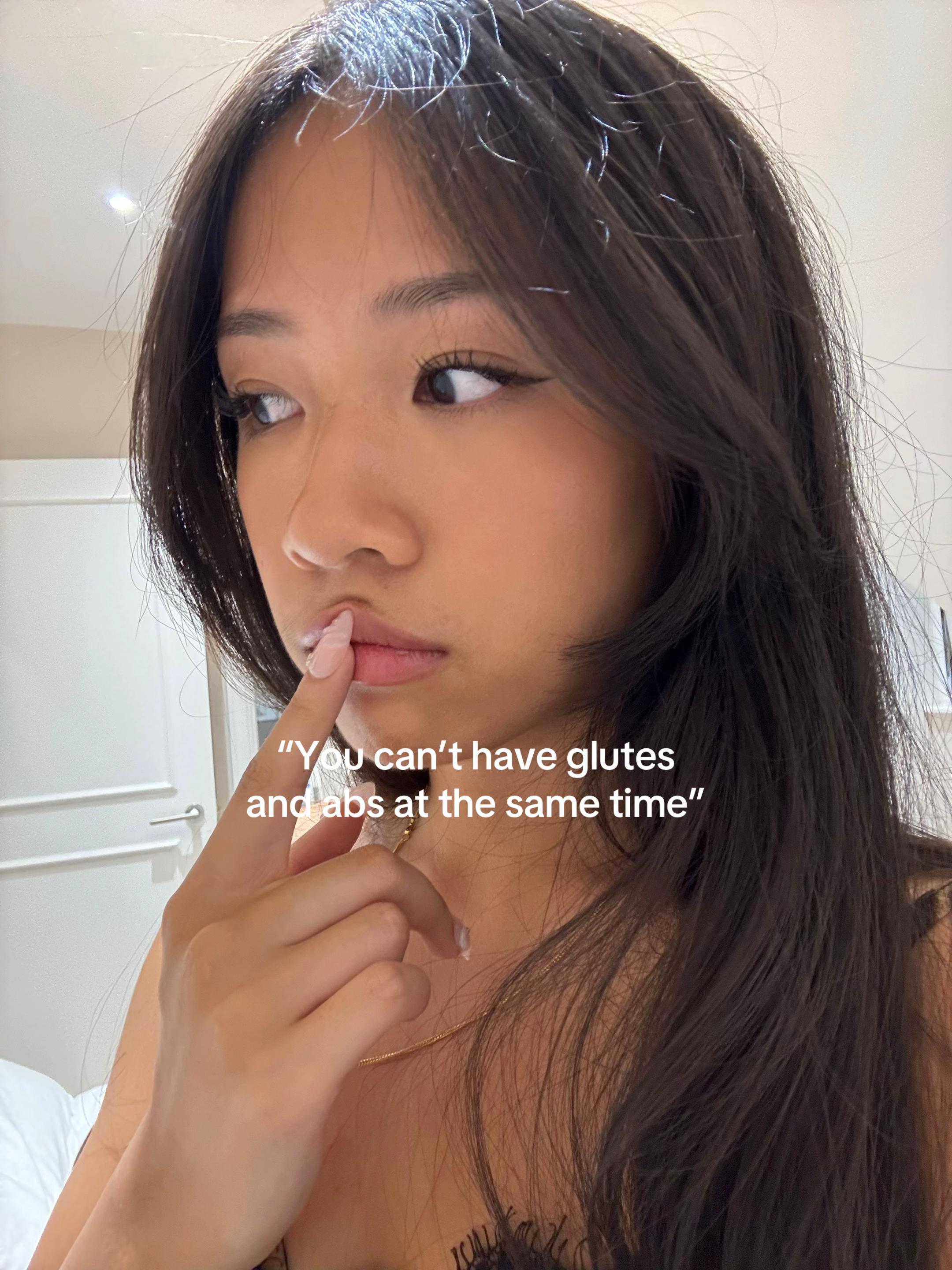 @chloe
