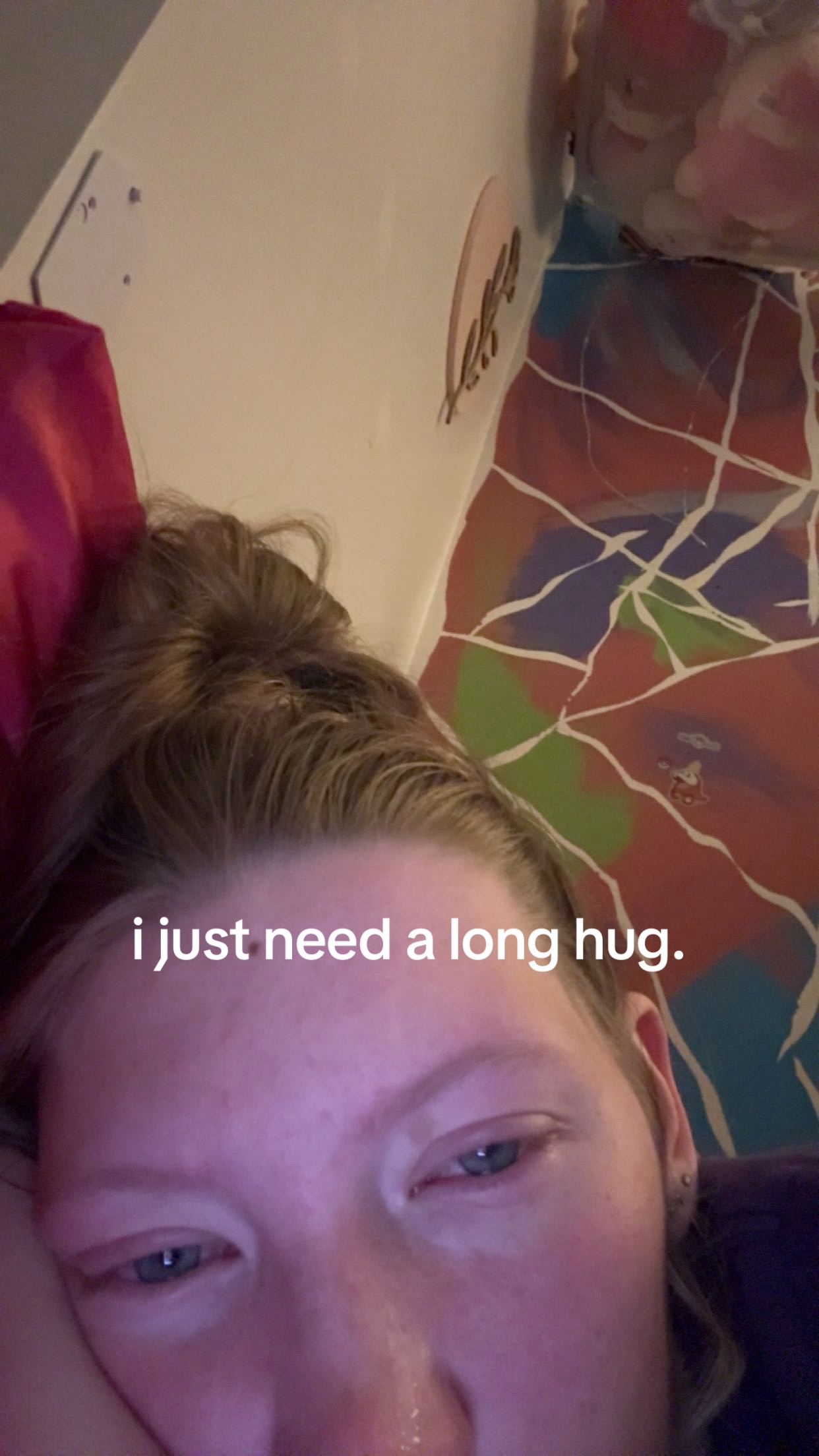 @chloeeconn