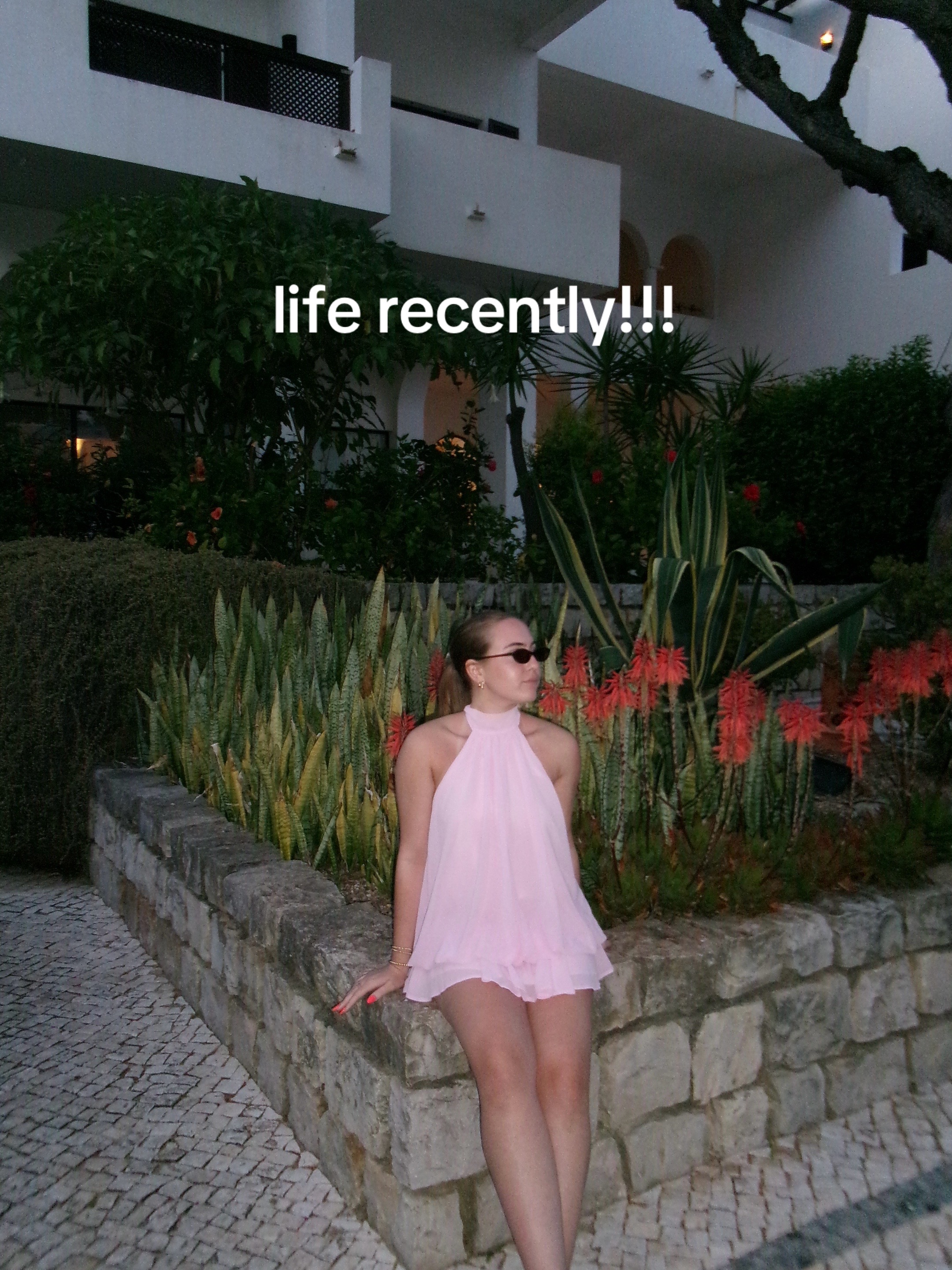 @Liv