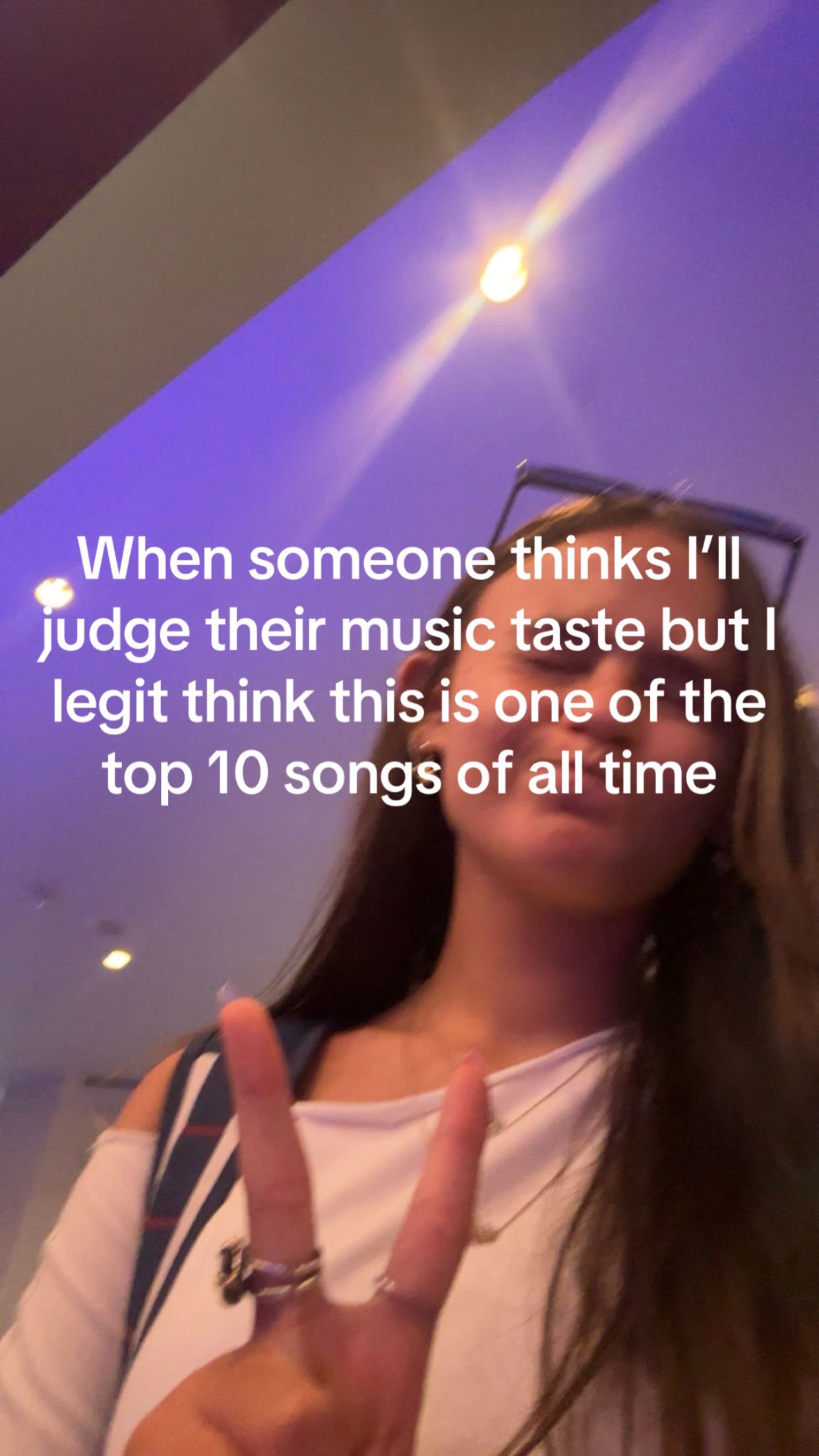 @🎱💋🥂🐆🪩🍒🍾