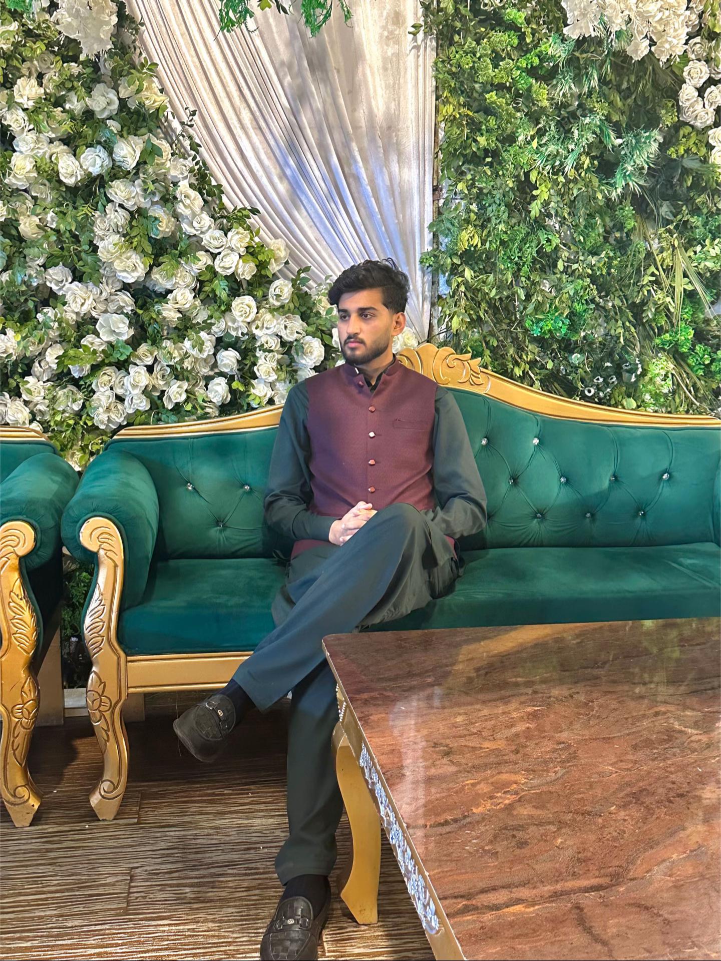 @Ahmed Mughal 🍁🥂