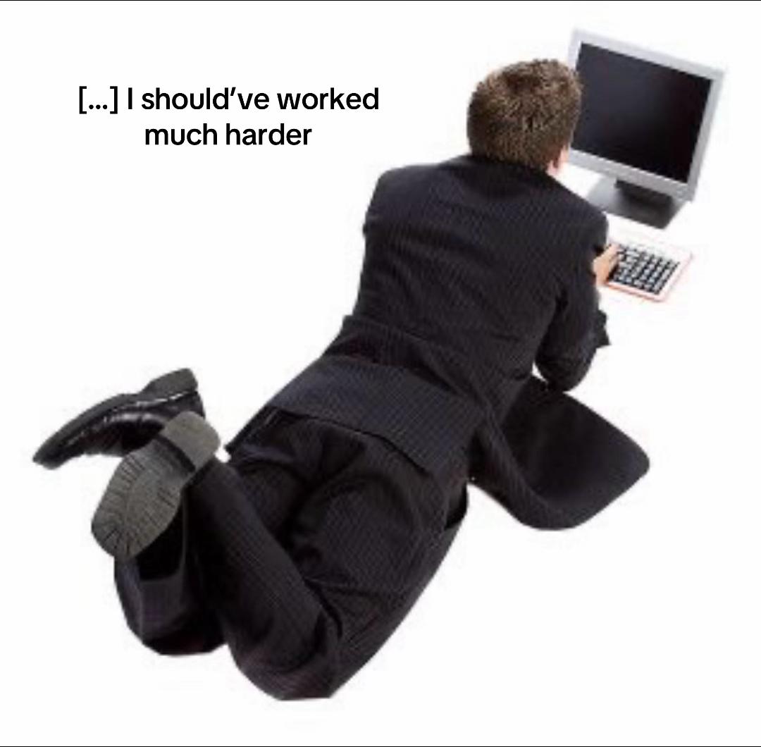 @𝓔 ⋆˚࿔