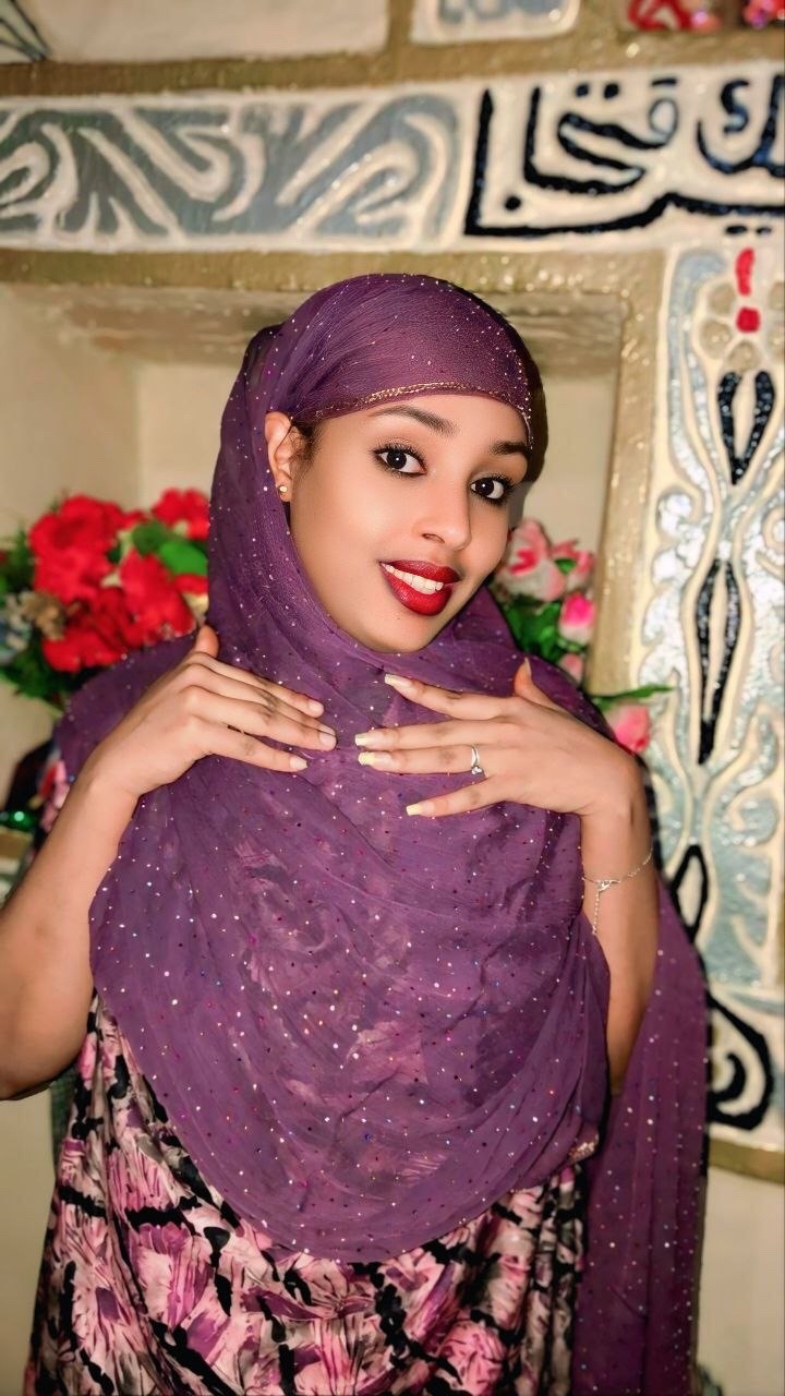 @🕸️HANI🧚♀️