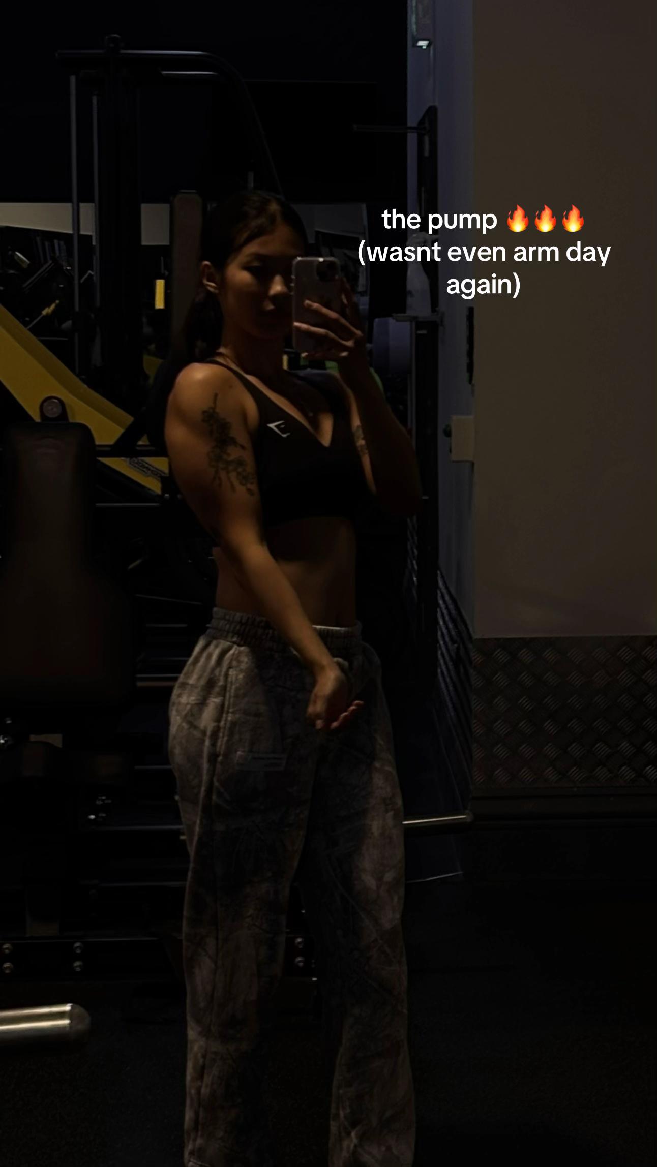 @tinameowz