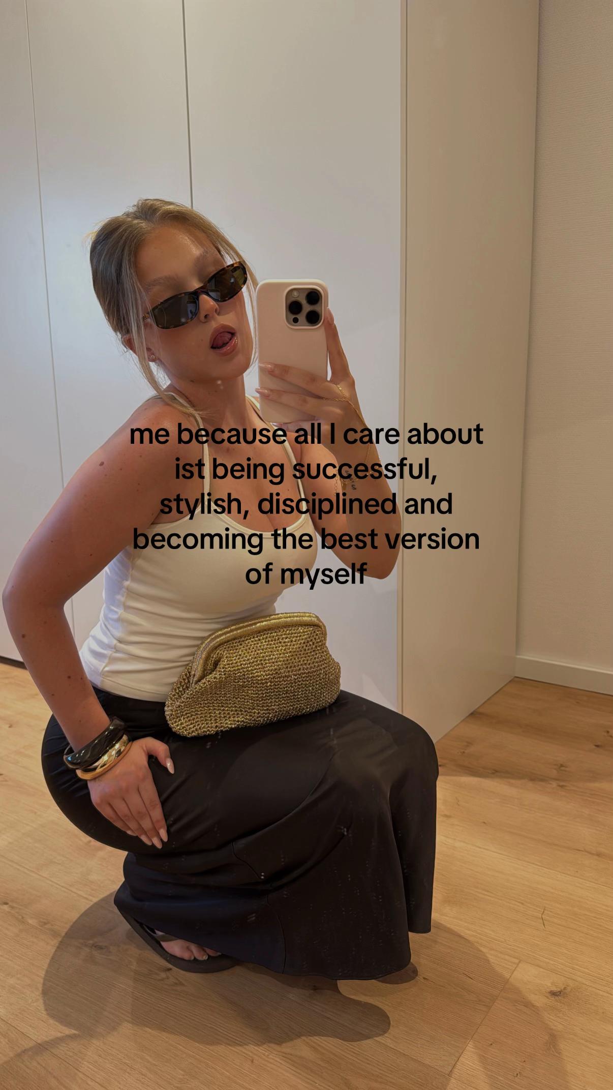 @christina