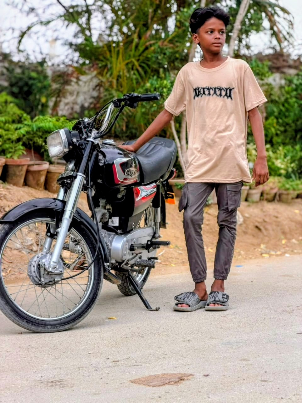 @ESHAN WAllo🪐🥰🤙🏼