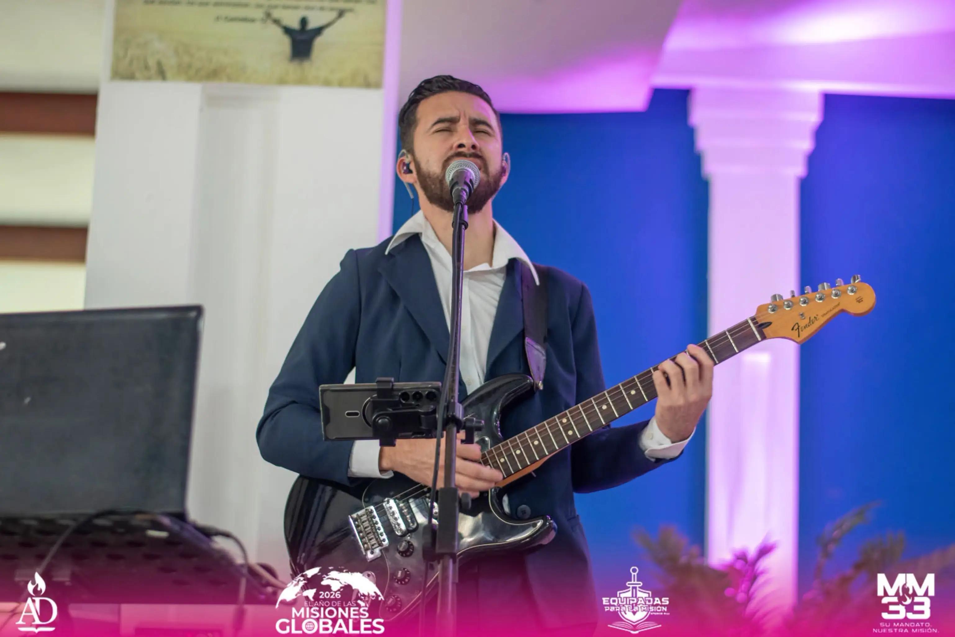 @Josh Martinez 🎸