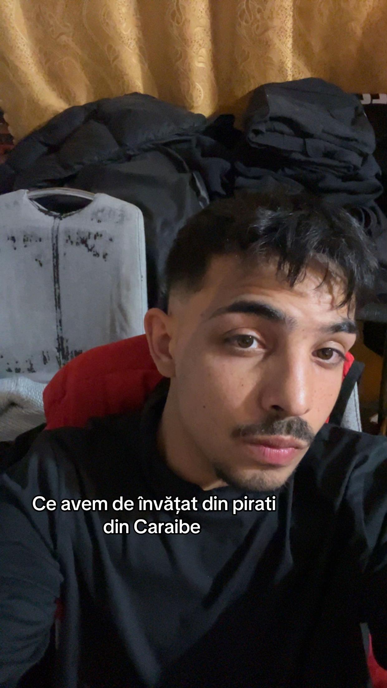 @Broken Hero 🖤