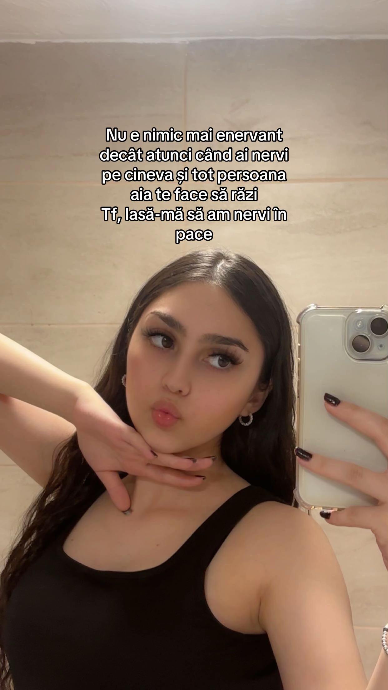 @roxii.