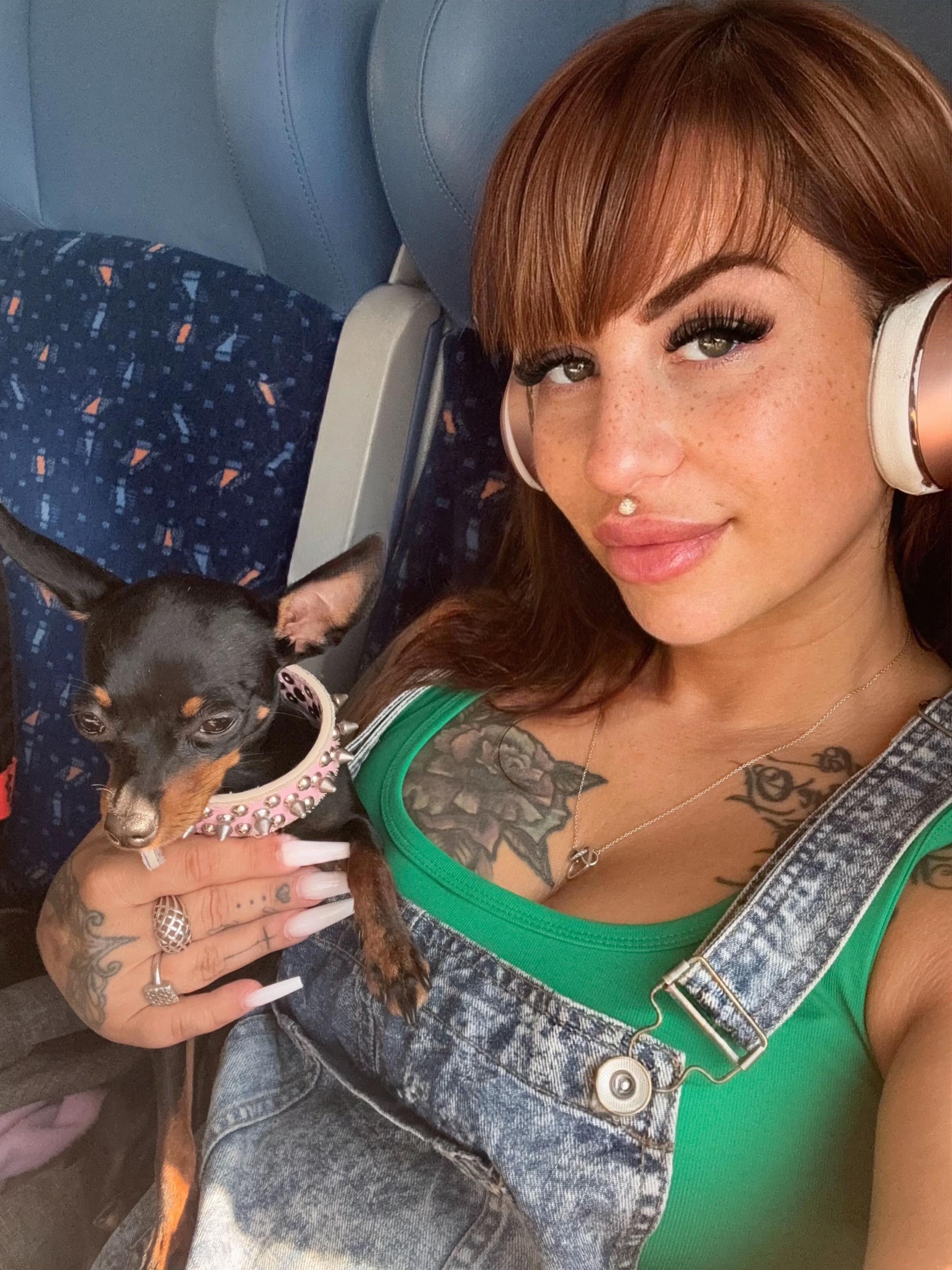@❌GiannaFoxxy ❌