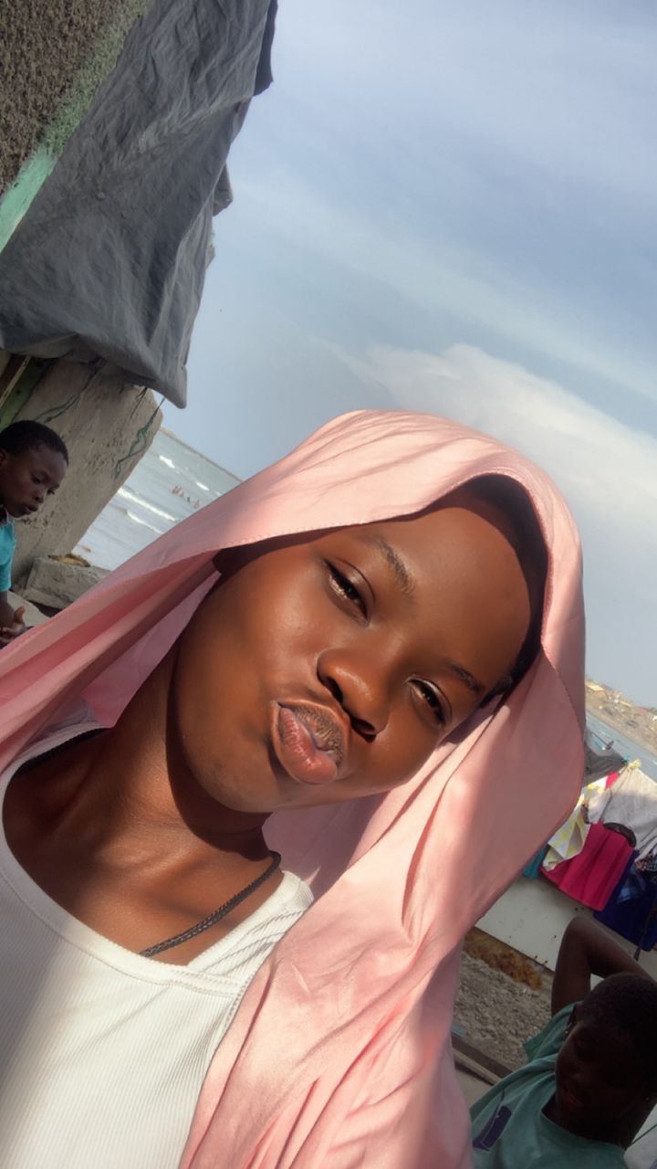 @𝗟⃪𝗘⃪𝗧⃪𝗜⃪𝗖⃪𝗜⃪𝗔⃪ 💕😫🦋