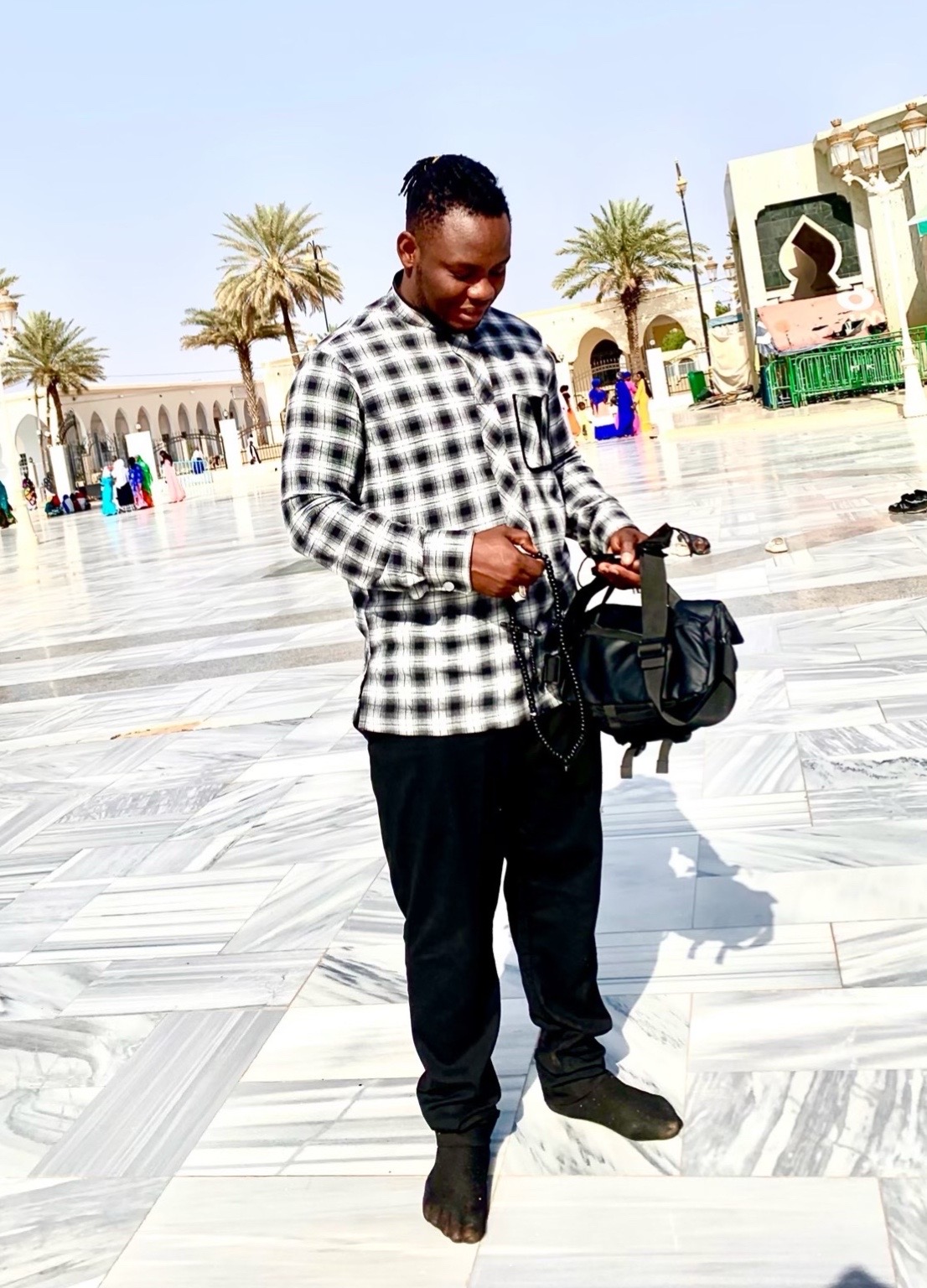 @Zazo l&rsquo;artiste ♈️🧠🇸🇳🇩🇪