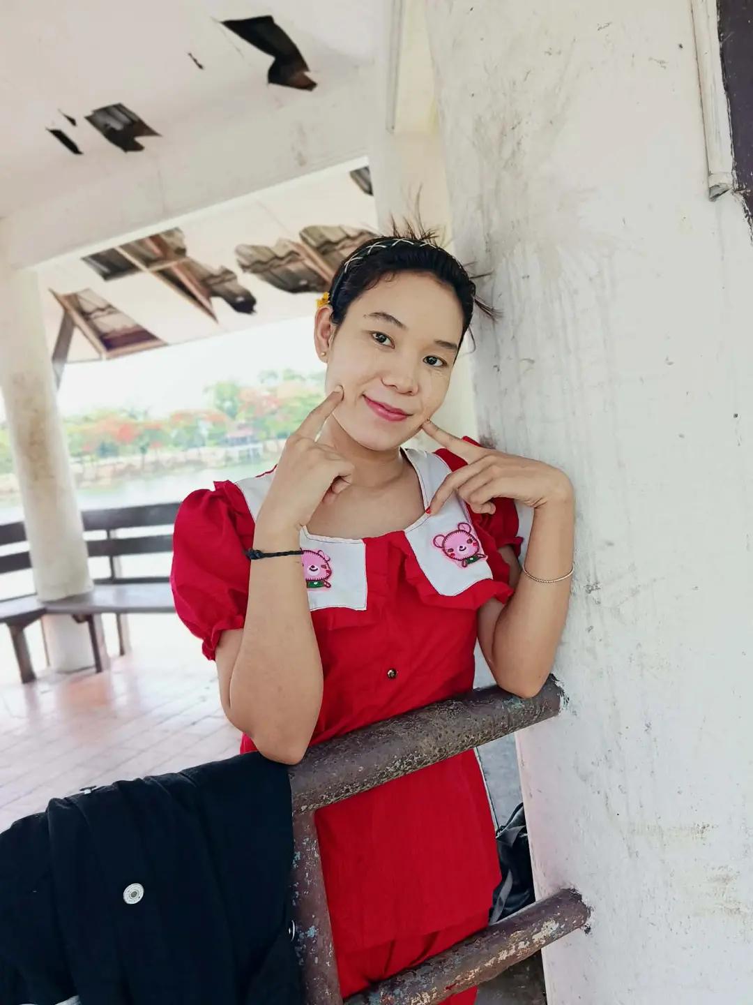 @€î £ãÿ တောသူမလေး🤪🤪🤪