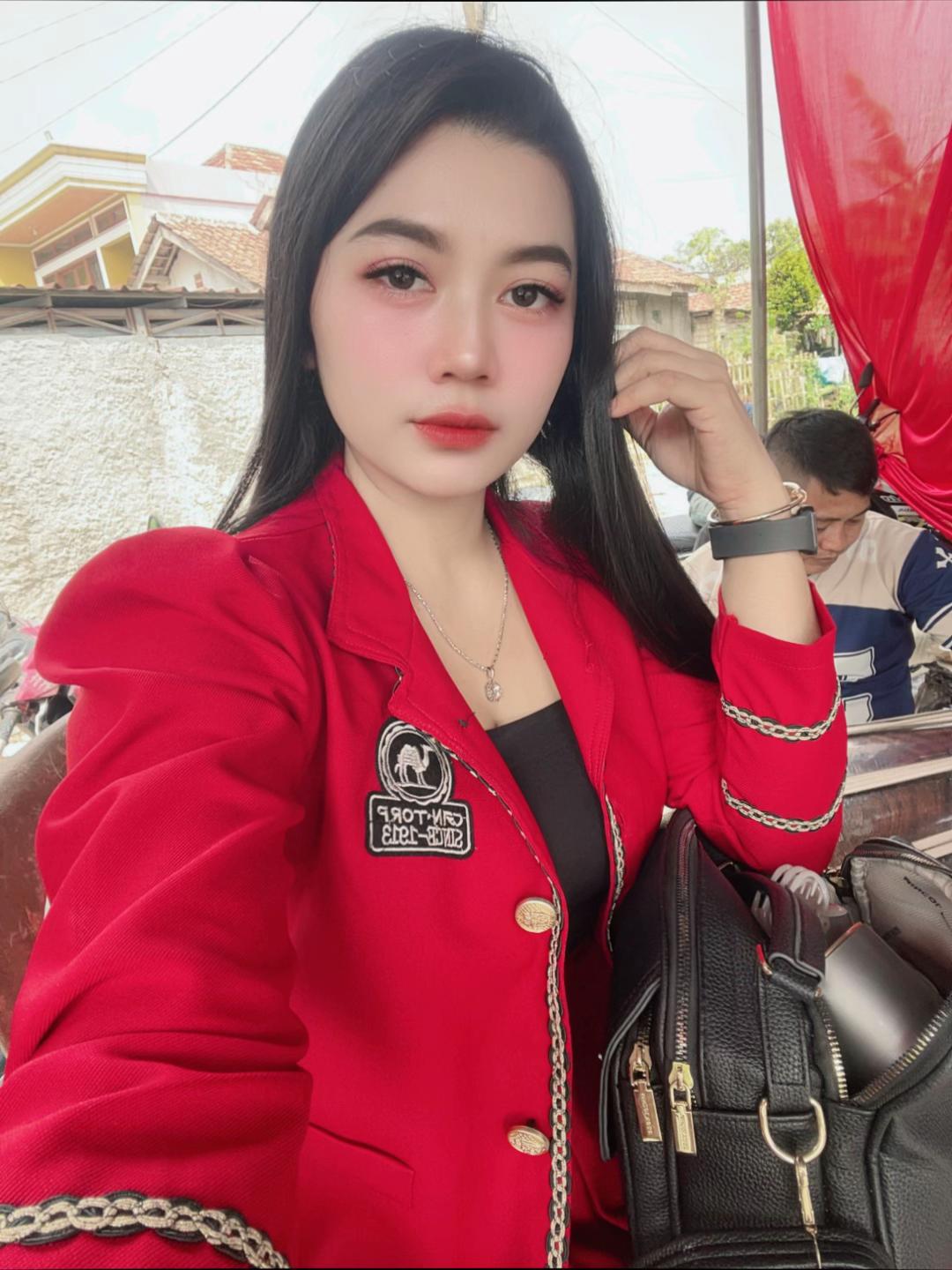 @Ratu Arina