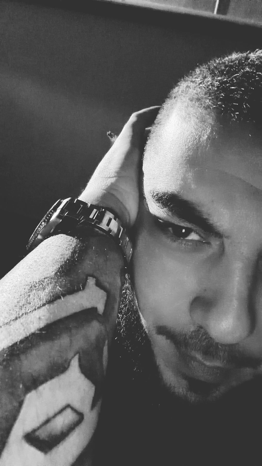 @𝐊𝐈𝐍𝐆 𝐎𝐌𝐙👑