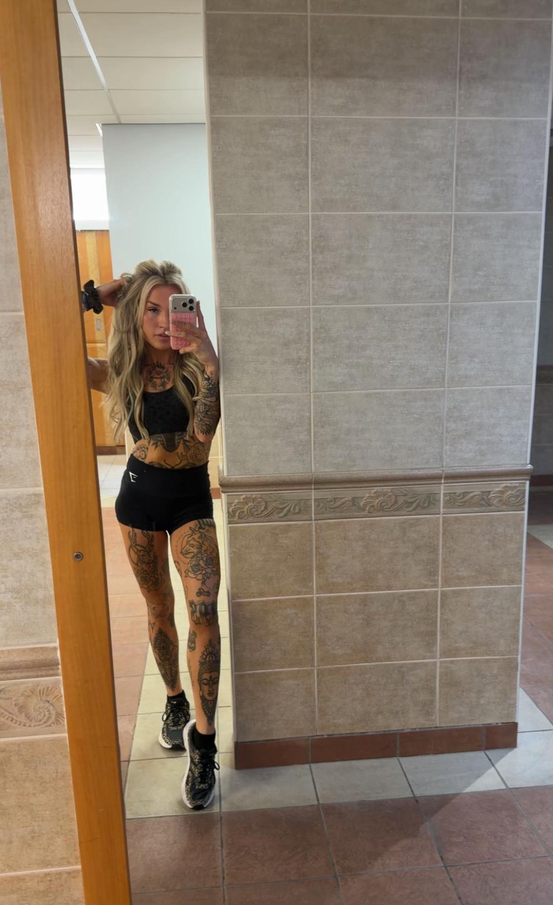 @Jadeyhd
